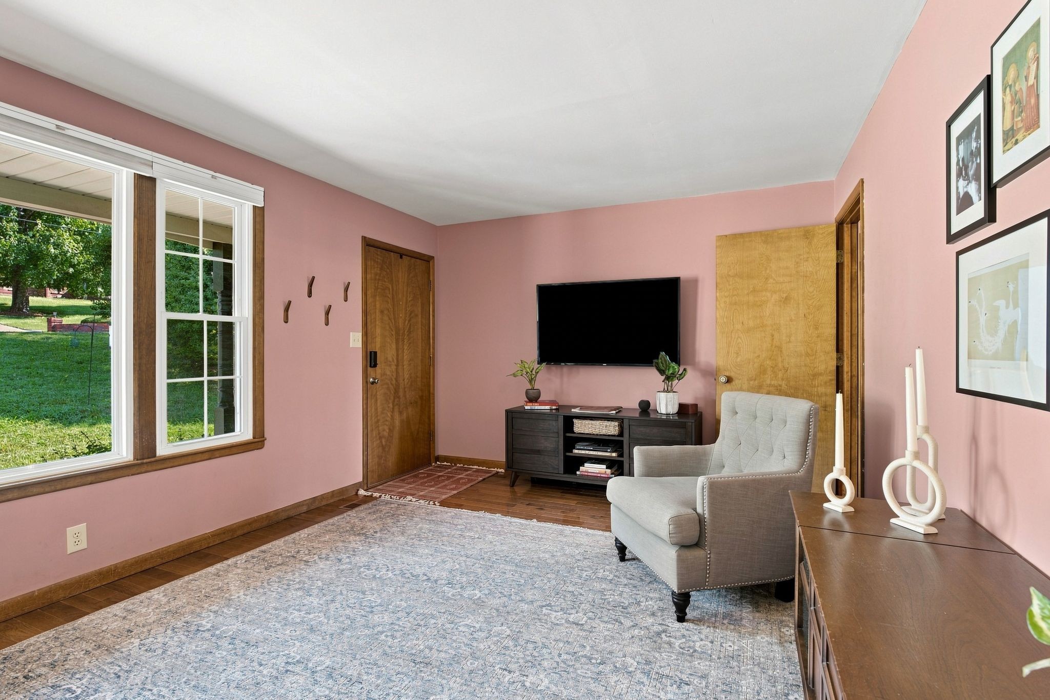 1st image of 1939 Pinehurst Dr, Nashville, TN 37216 | MLS# 3514419
