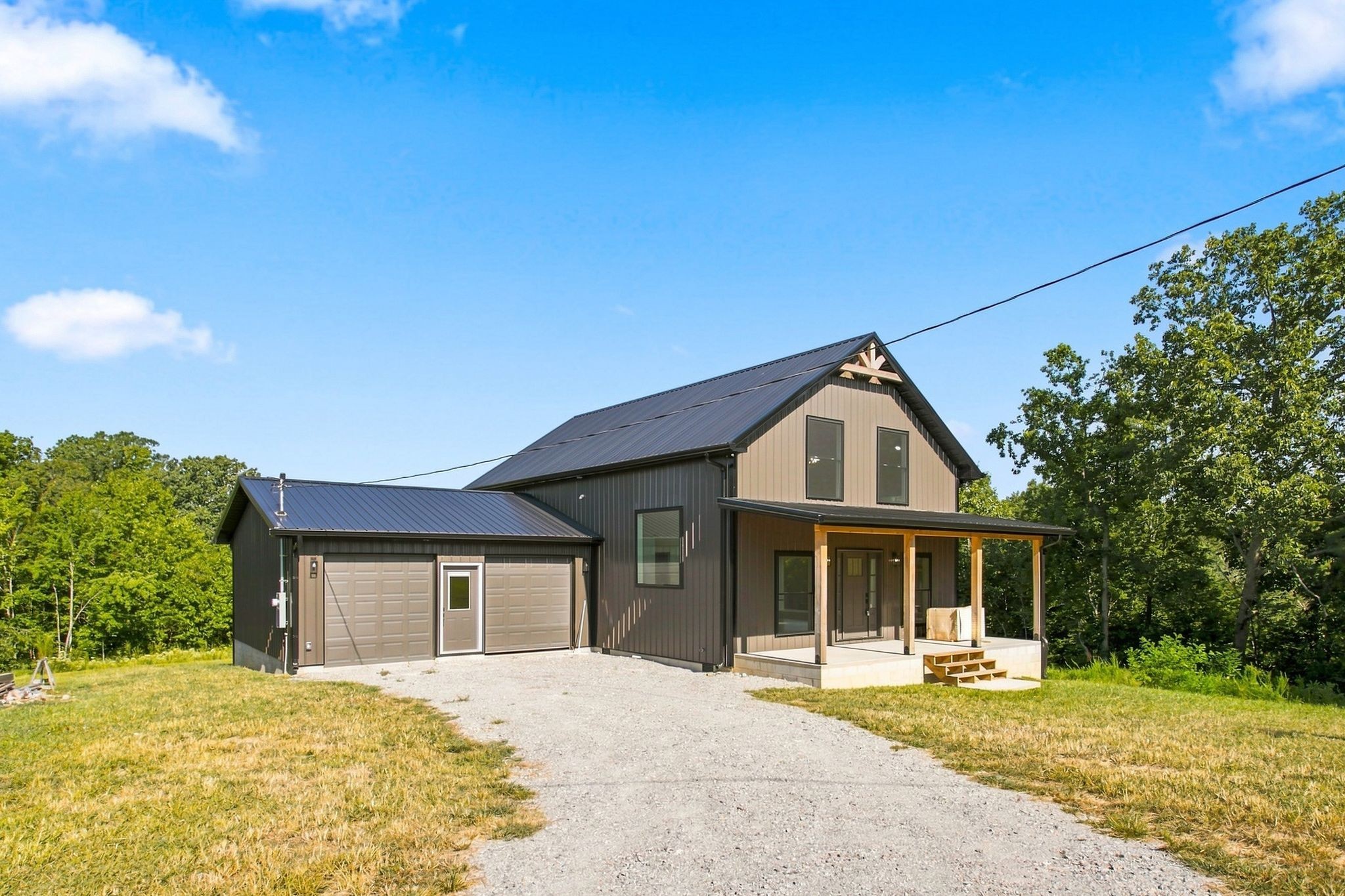 2nd image of 119 Pondview Dr, Hohenwald, TN 38462 | MLS# 3508230