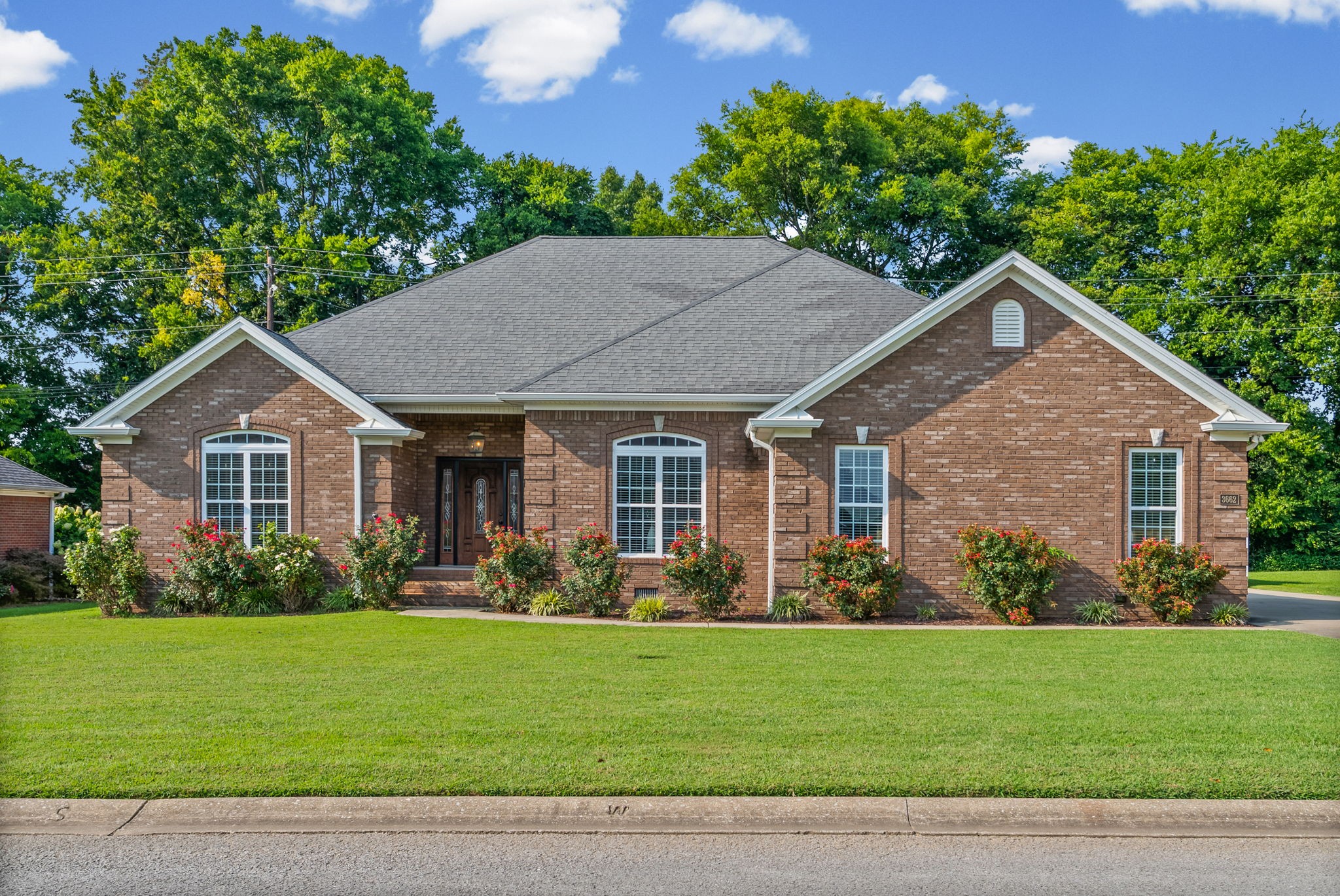 1st image of 3662 Steeplechase Ln, Hopkinsville, KY 42240 | MLS# 3510447