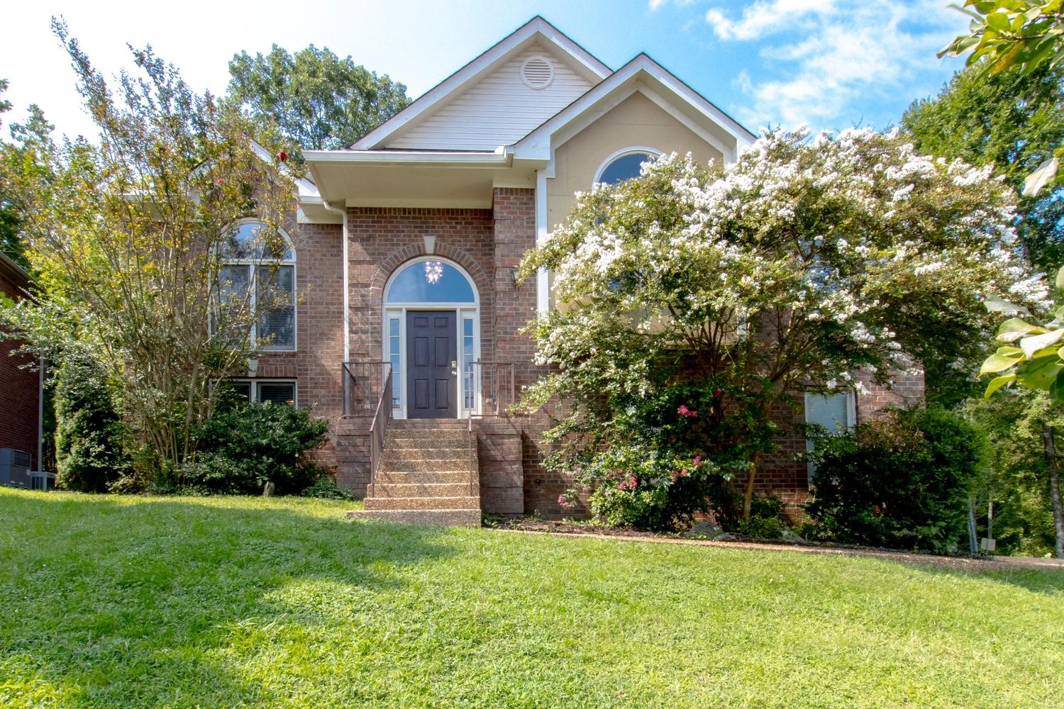 2nd image of 4900 Tulip Grove Ln, Hermitage, TN 37076 | MLS# 3510280
