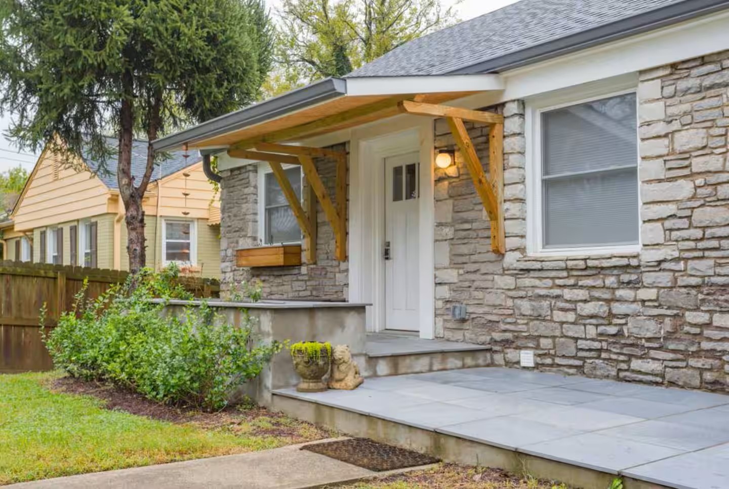 1st image of 1901 Riverside Dr, Nashville, TN 37216 | MLS# 3516390