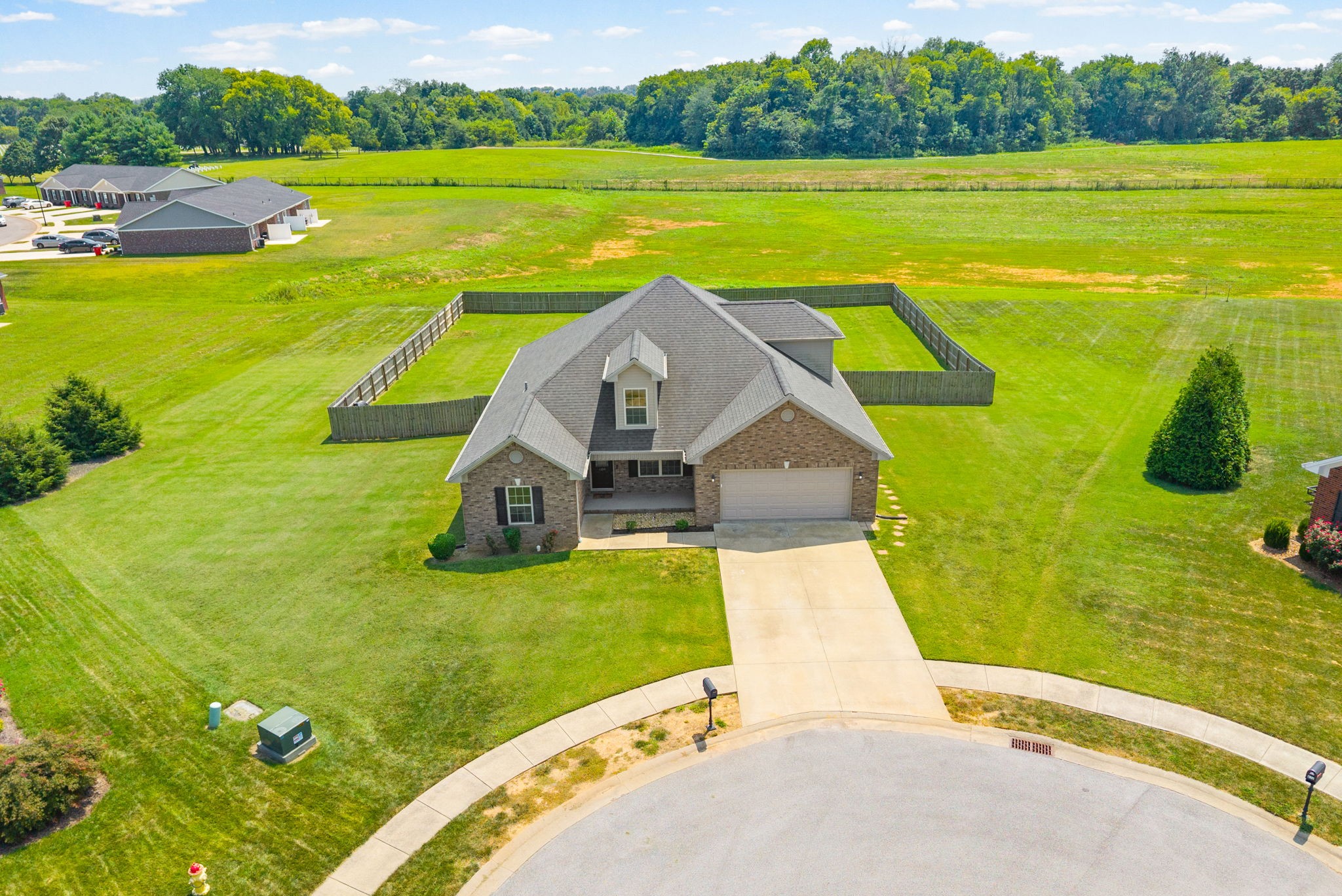 5th image of 609 Summerset Pl, Hopkinsville, KY 42240 | MLS# 3512408