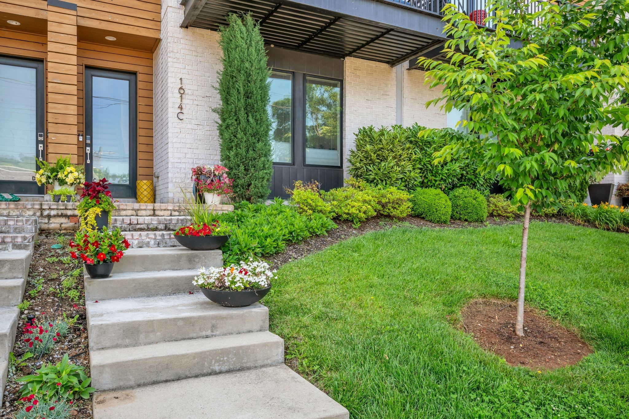 2nd image of 1614c 4th Ave N, Nashville, TN 37208 | MLS# 3513675