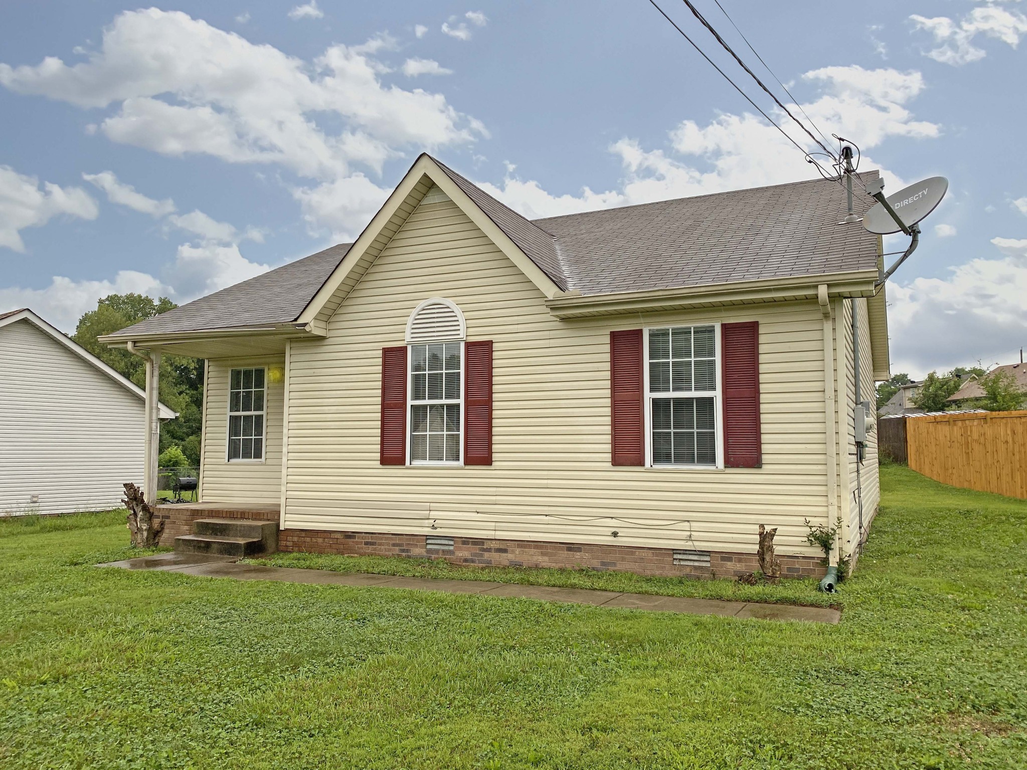 3rd image of 1613 Hannibal Dr, Oak Grove, KY 42262 | MLS# 3514176