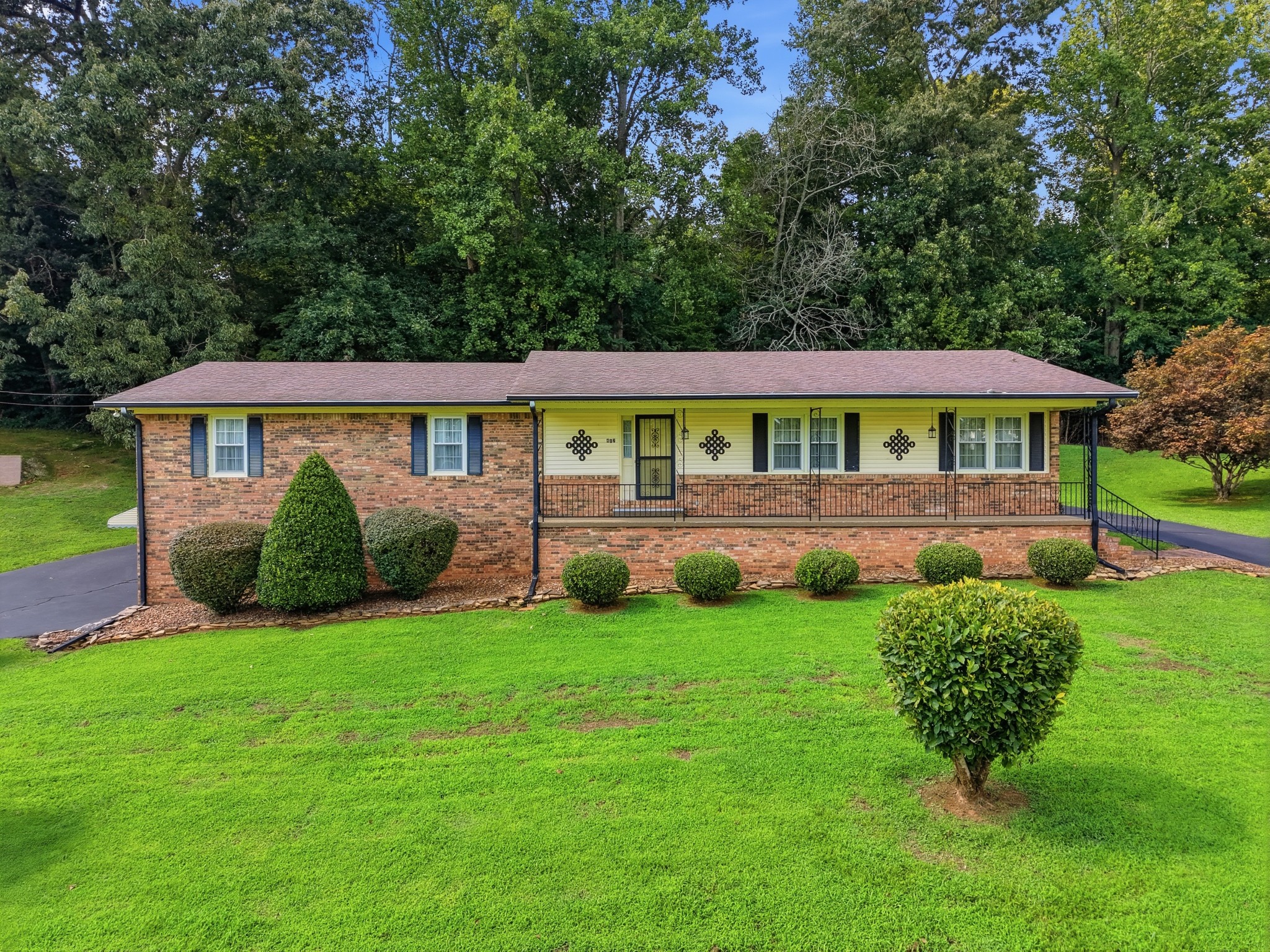 1st image of 412 Freedom Trl, Sparta, TN 38583 | MLS# 3527097