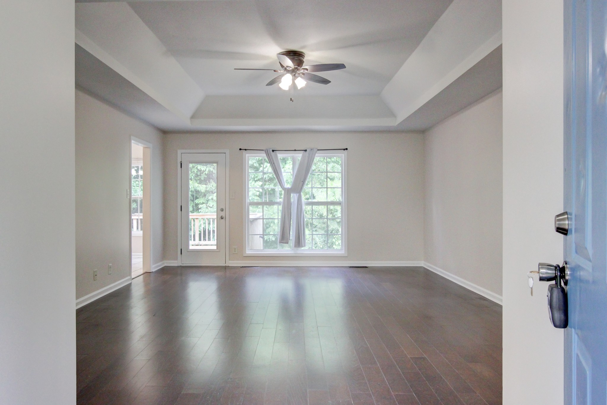2nd image of 341 Brook Mead Dr, Clarksville, TN 37042 | MLS# 3526537