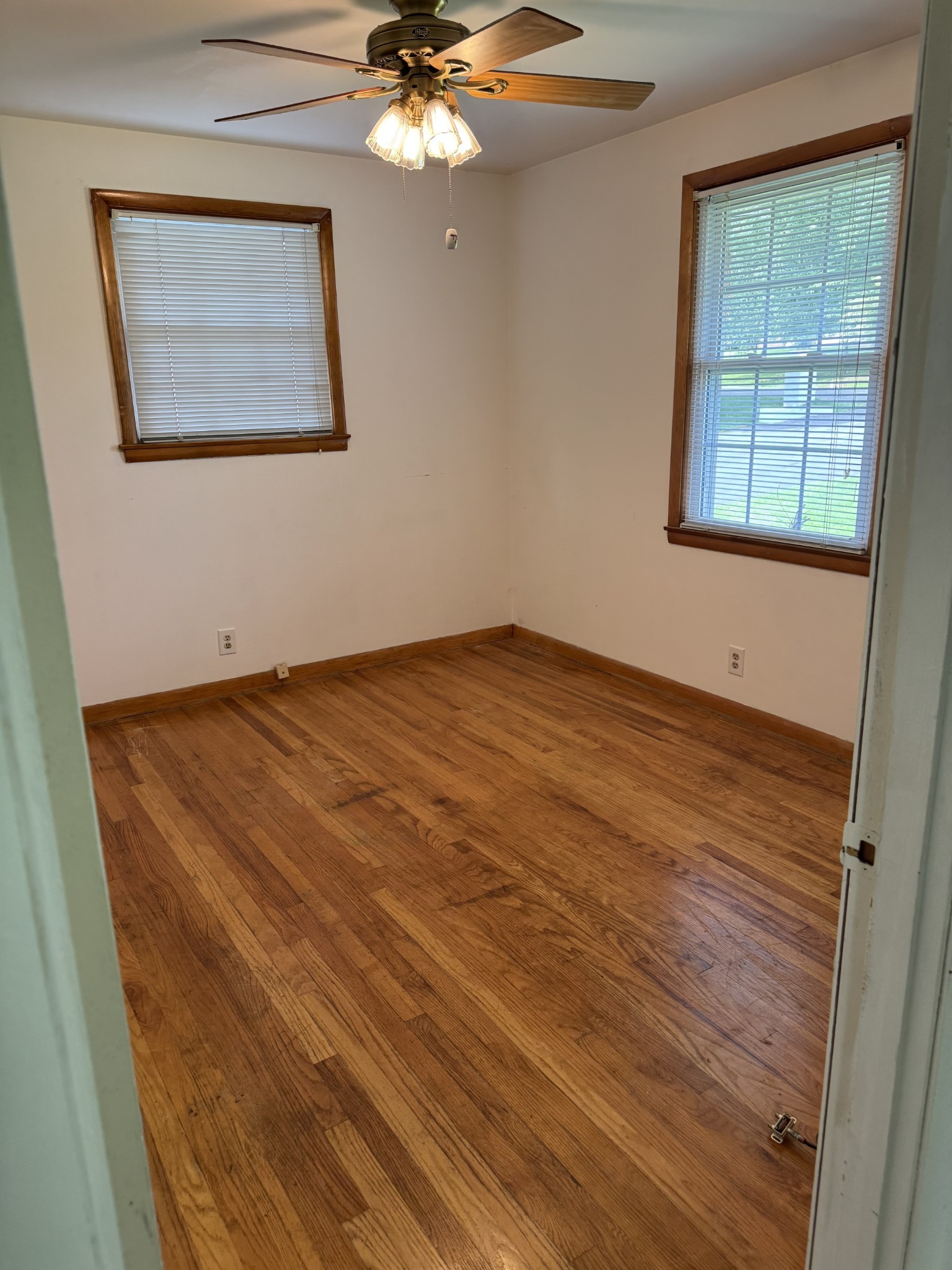 4th image of 5020 Kincannon Dr, Nashville, TN 37220 | MLS# 3516428