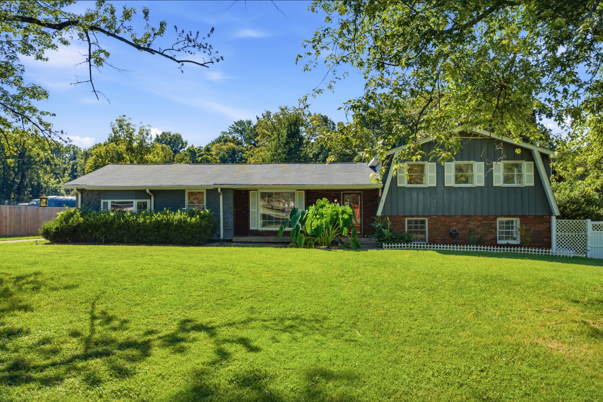 1st image of 712 Valley Brook Dr, Mount Juliet, TN 37122 | MLS# 3527287