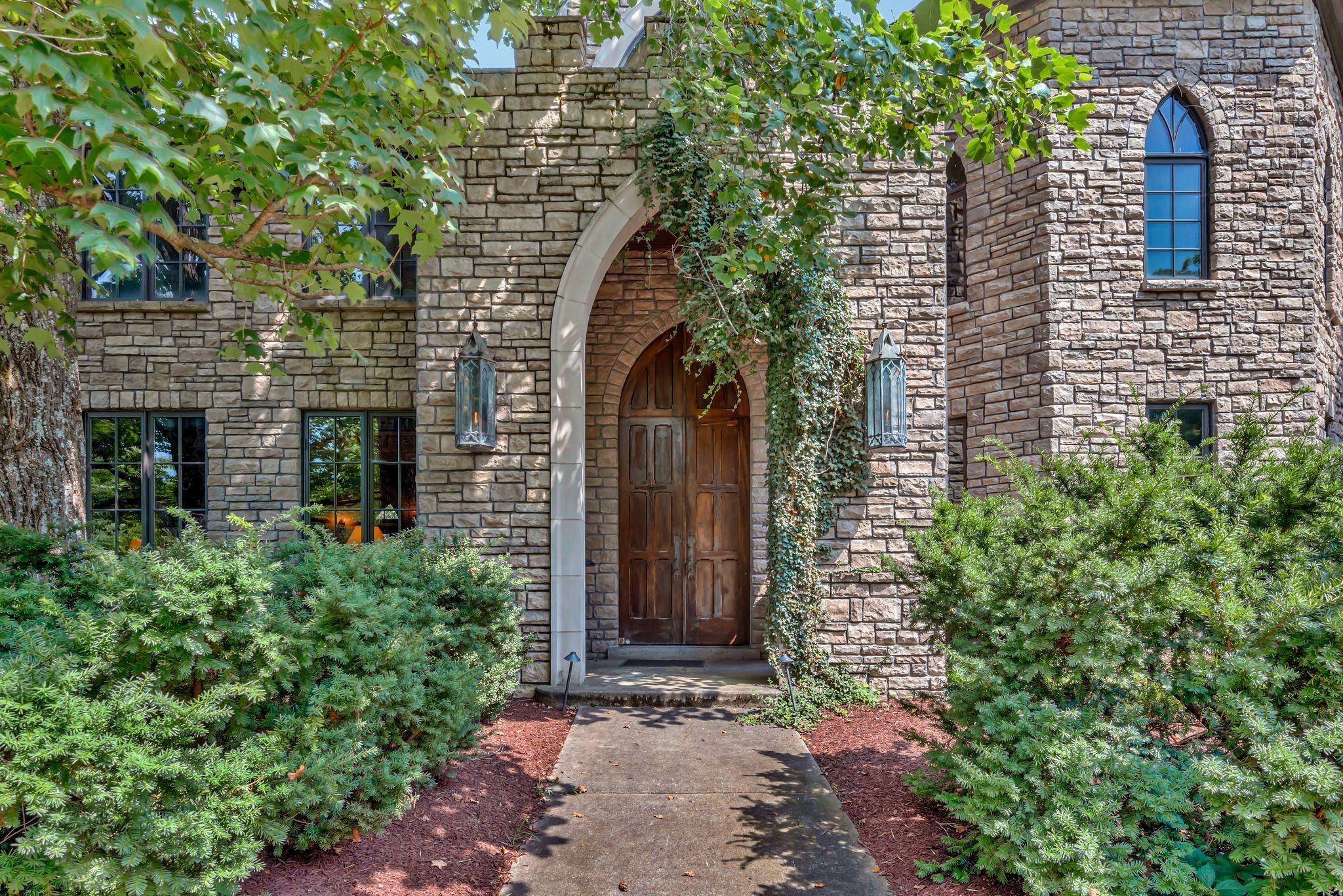1st image of 1108 Belle Meade Blvd, Nashville, TN 37205 | MLS# 3519076