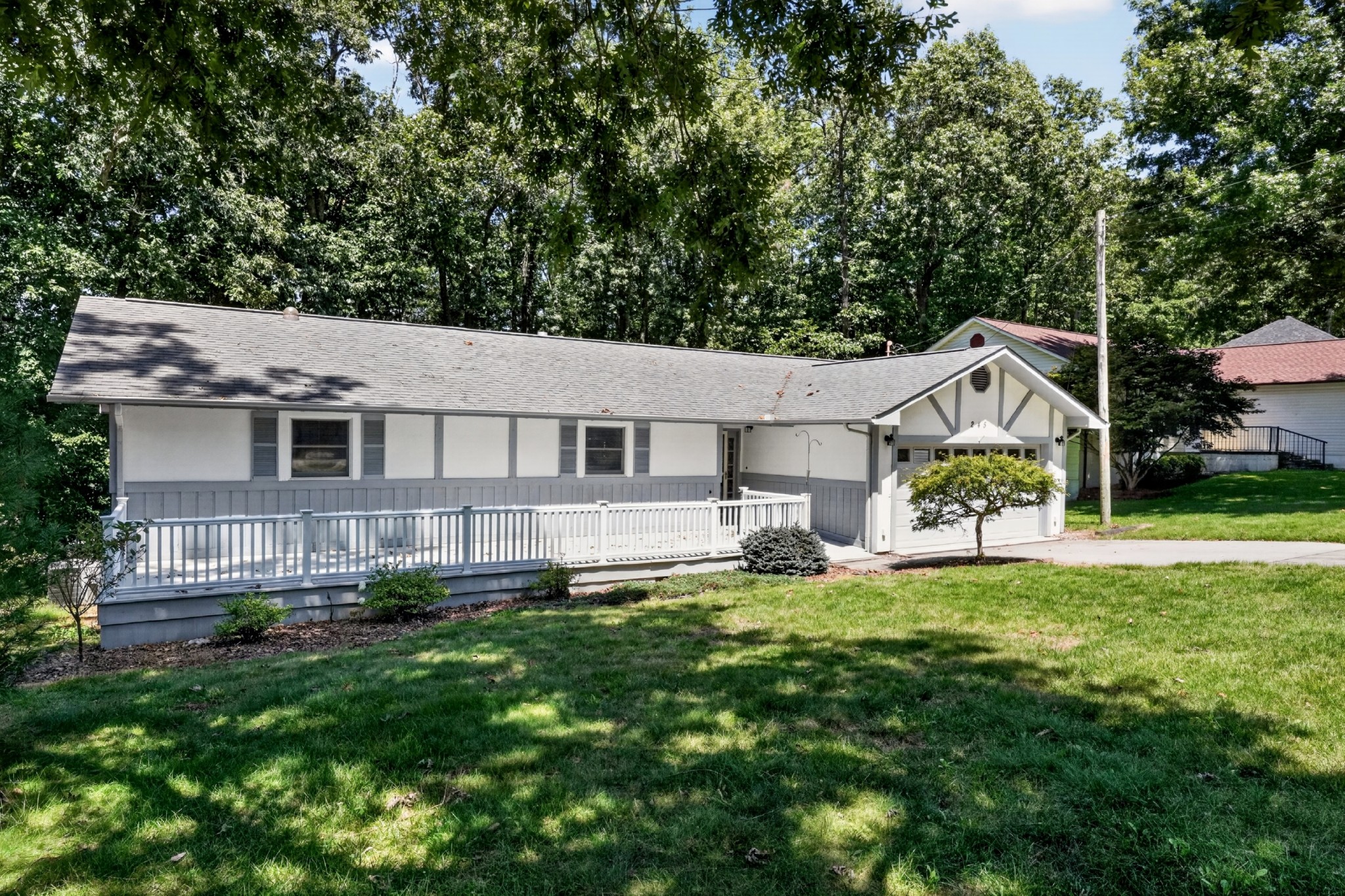 3rd image of 245 Lakeview Dr, Crossville, TN 38558 | MLS# 3526575