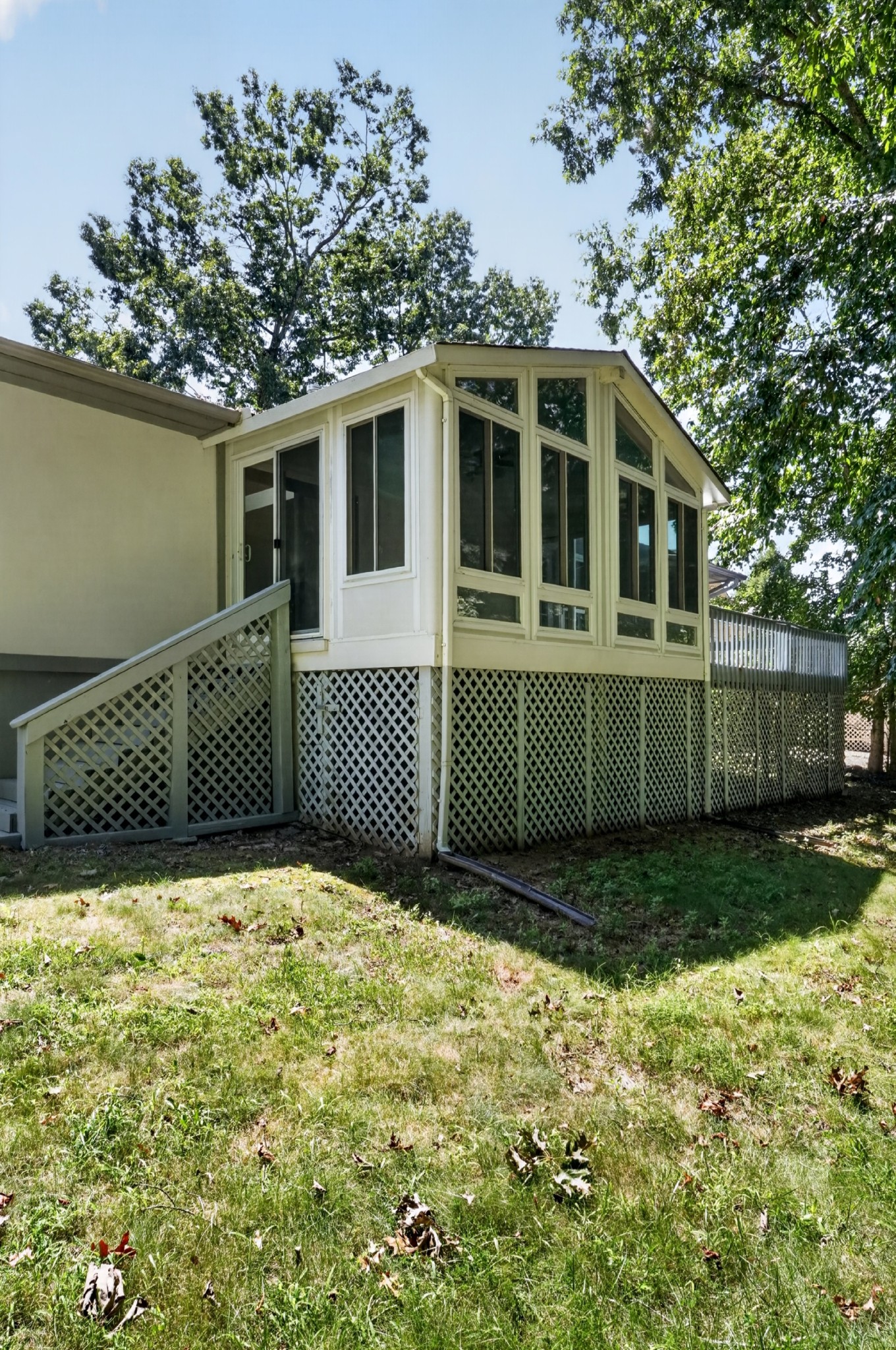 40th image of 245 Lakeview Dr, Crossville, TN 38558 | MLS# 3526575