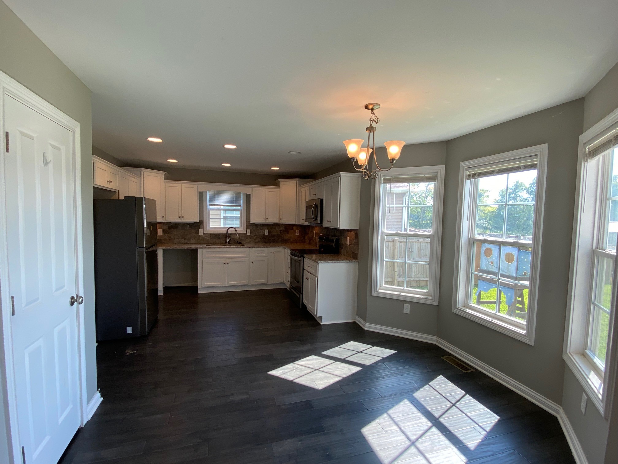 5th image of 813 Pleasant Meadow Ln, Bowling Green, KY 42101 | MLS# 3519098