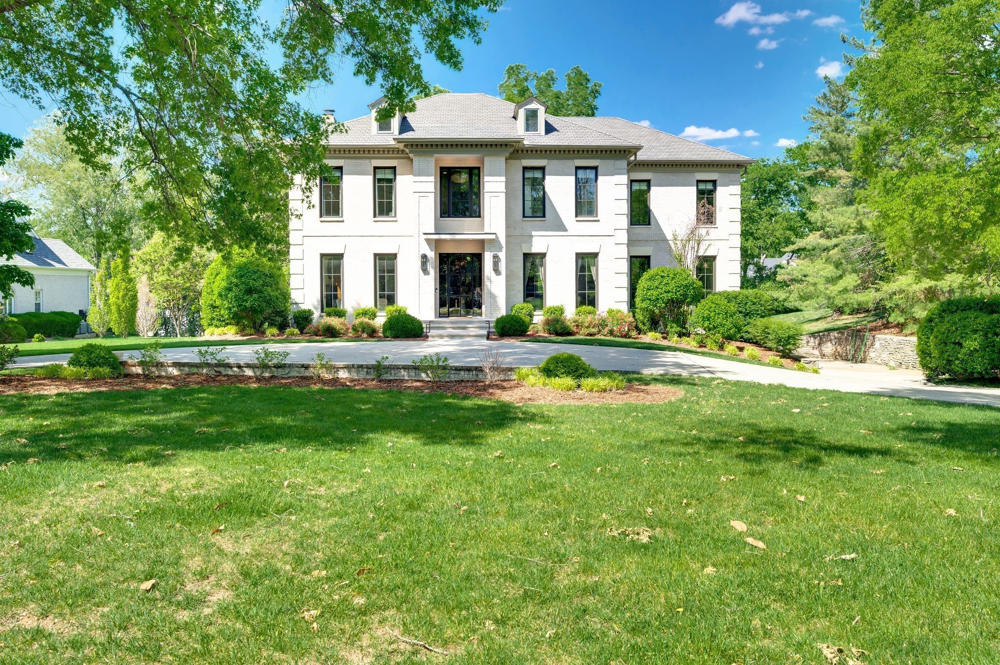 2nd image of 4304 Warner Pl, Nashville, TN 37205 | MLS# 3520197