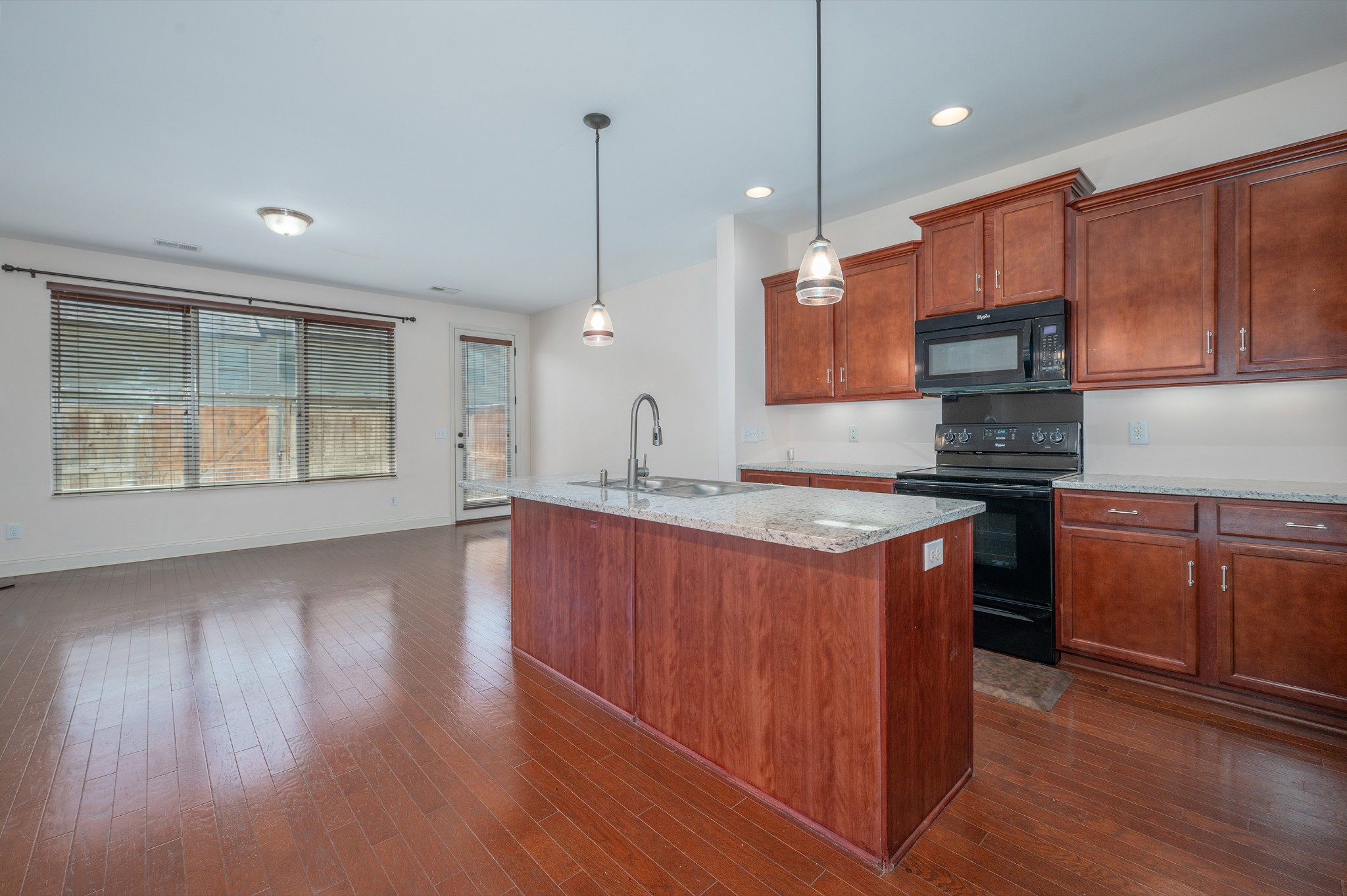 2nd image of 532 Millwood Ln, Mount Juliet, TN 37122 | MLS# 3527039