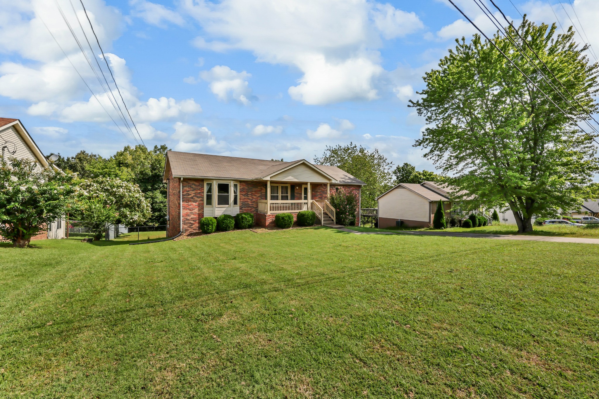 4th image of 921 Lindsey Dr, Clarksville, TN 37042 | MLS# 3523725
