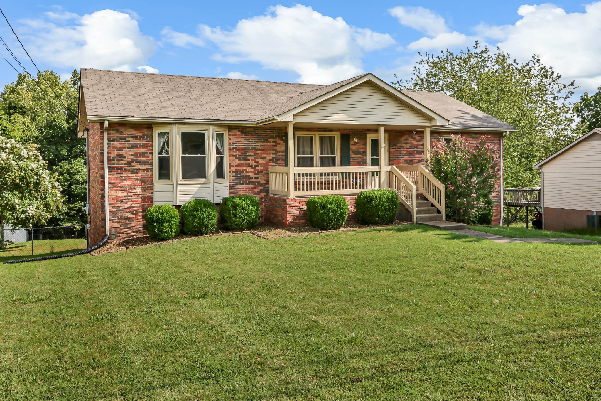 3rd image of 921 Lindsey Dr, Clarksville, TN 37042 | MLS# 3523725