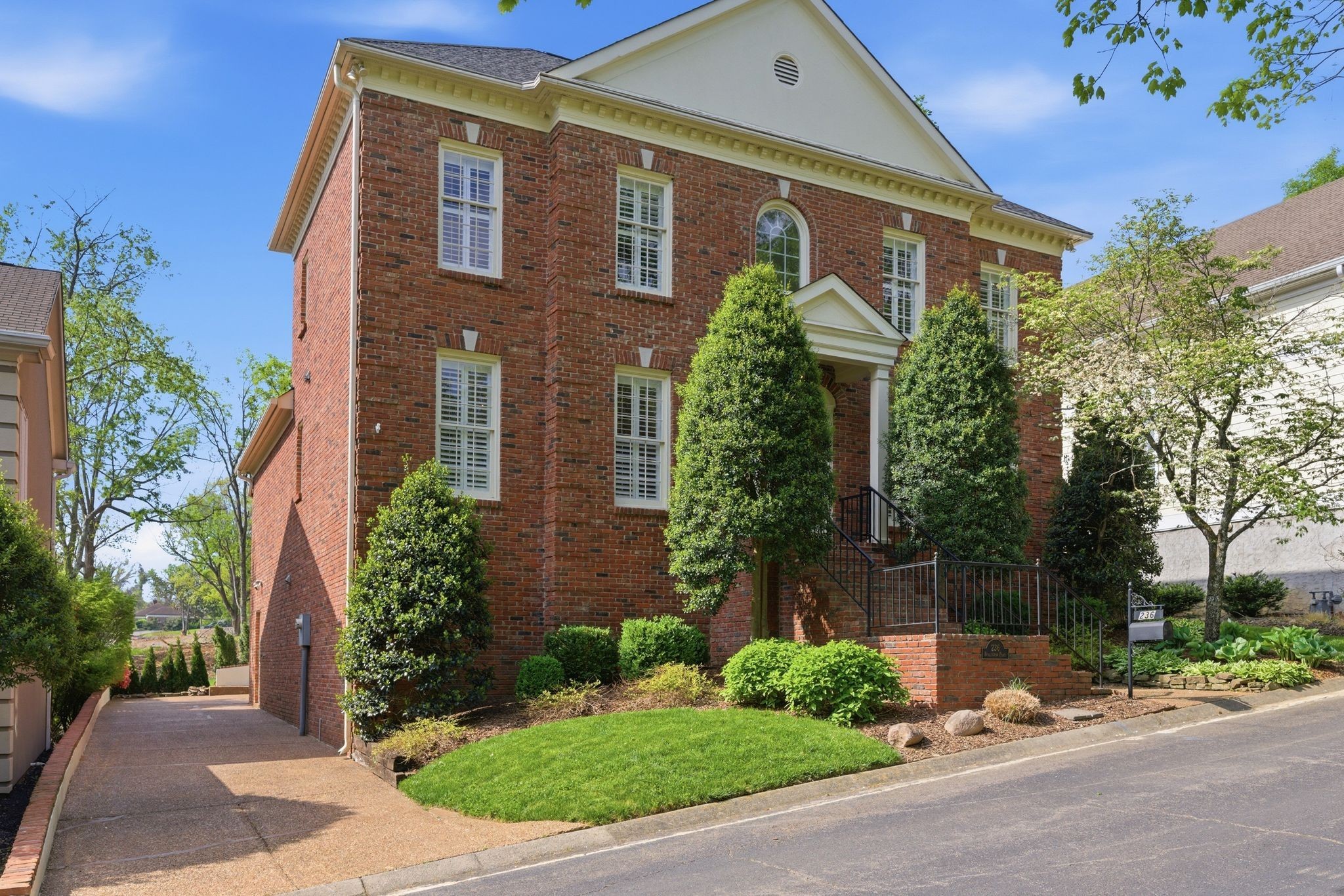 1st image of 236 Burlington Pl, Nashville, TN 37215 | MLS# 3525808