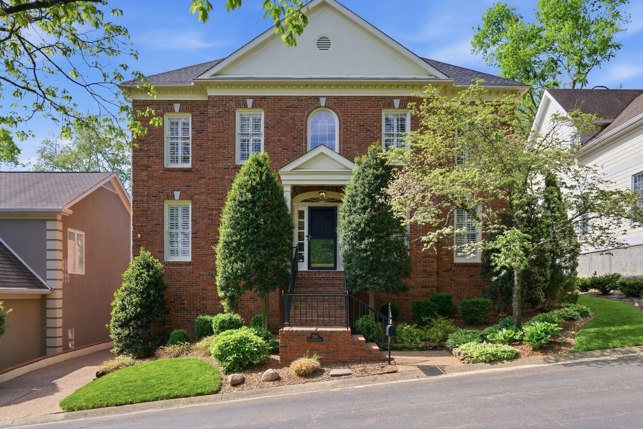 2nd image of 236 Burlington Pl, Nashville, TN 37215 | MLS# 3525808