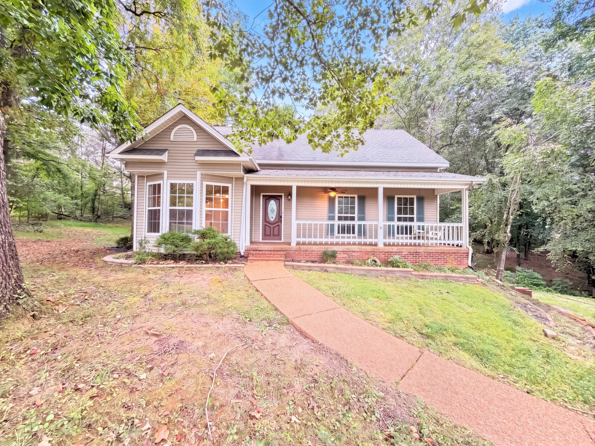 1st image of 608 Beechtree Ct, Burns, TN 37029 | MLS# 3523711