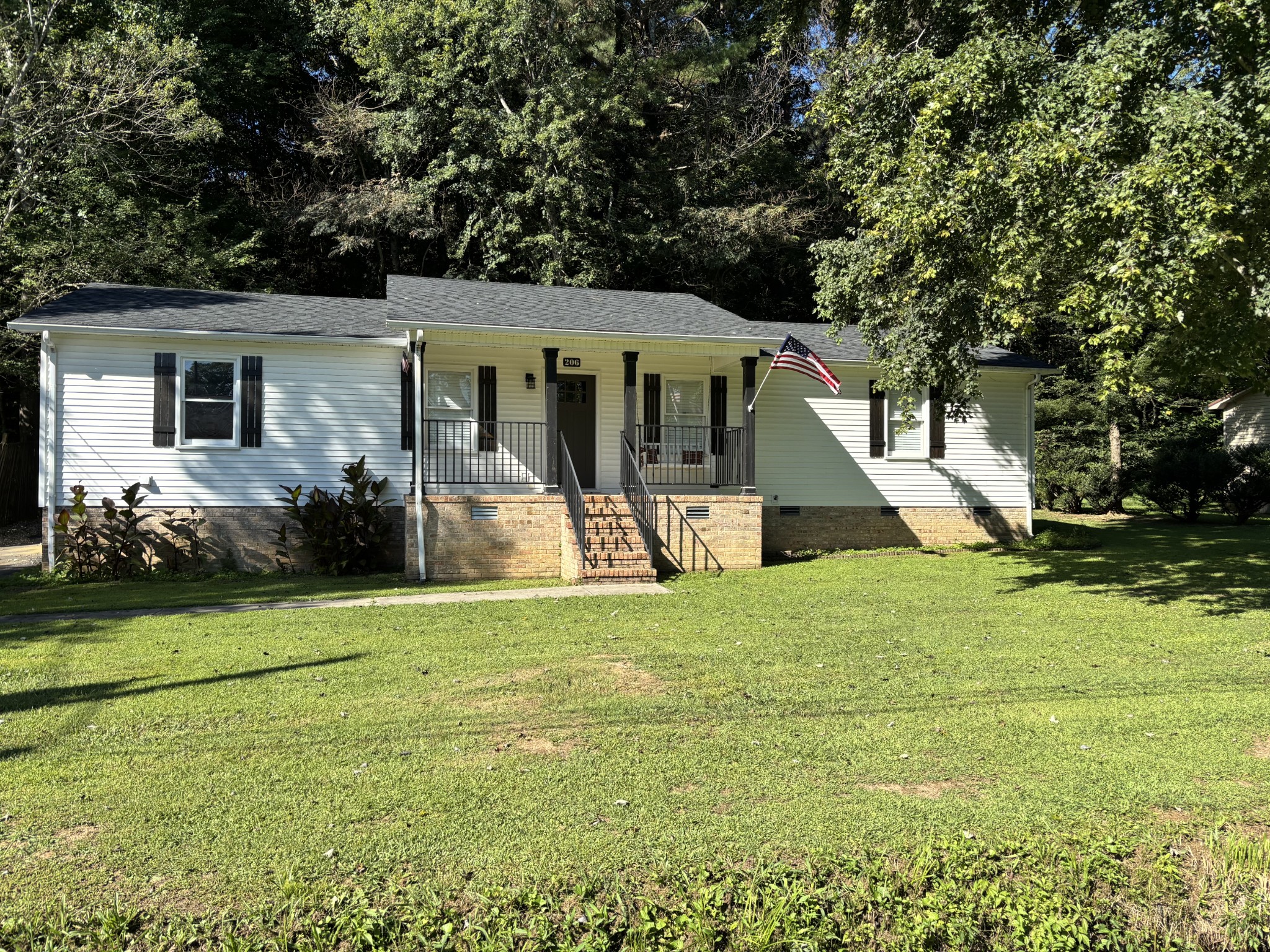 1st image of 206 Osborn St, Mc Minnville, TN 37110 | MLS# 3525764