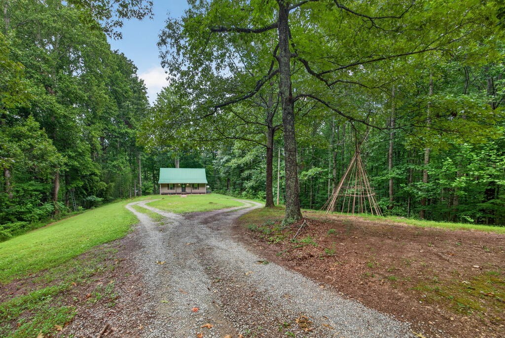 3rd image of 147 Ray Ln, Gainesboro, TN 38562 | MLS# 3523781
