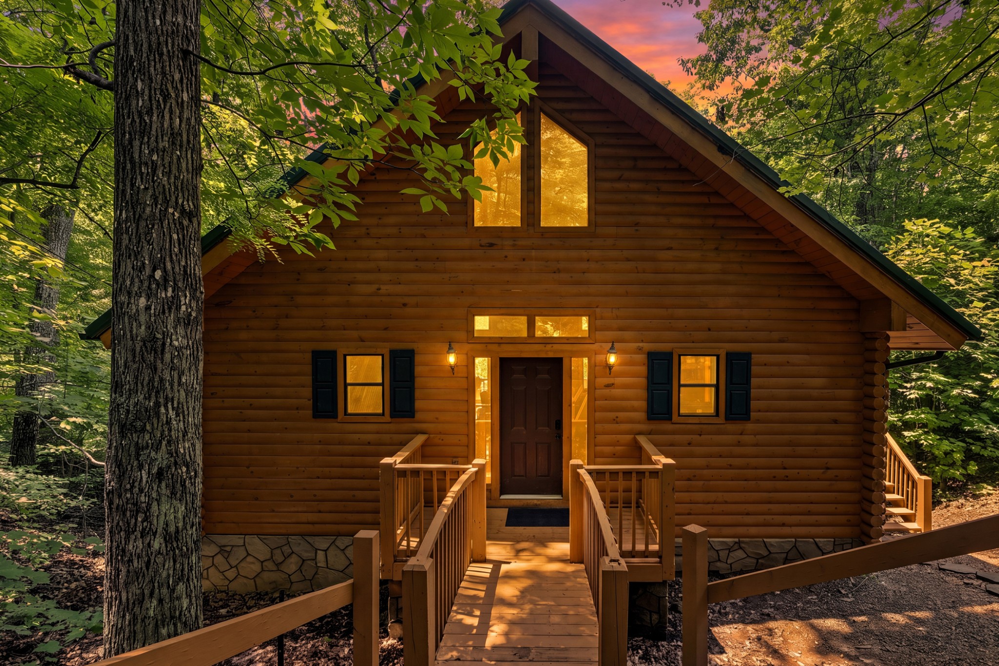 1st image of 820 Pinnacle Vista Rd, Gatlinburg, TN 37738 | MLS# 3525626