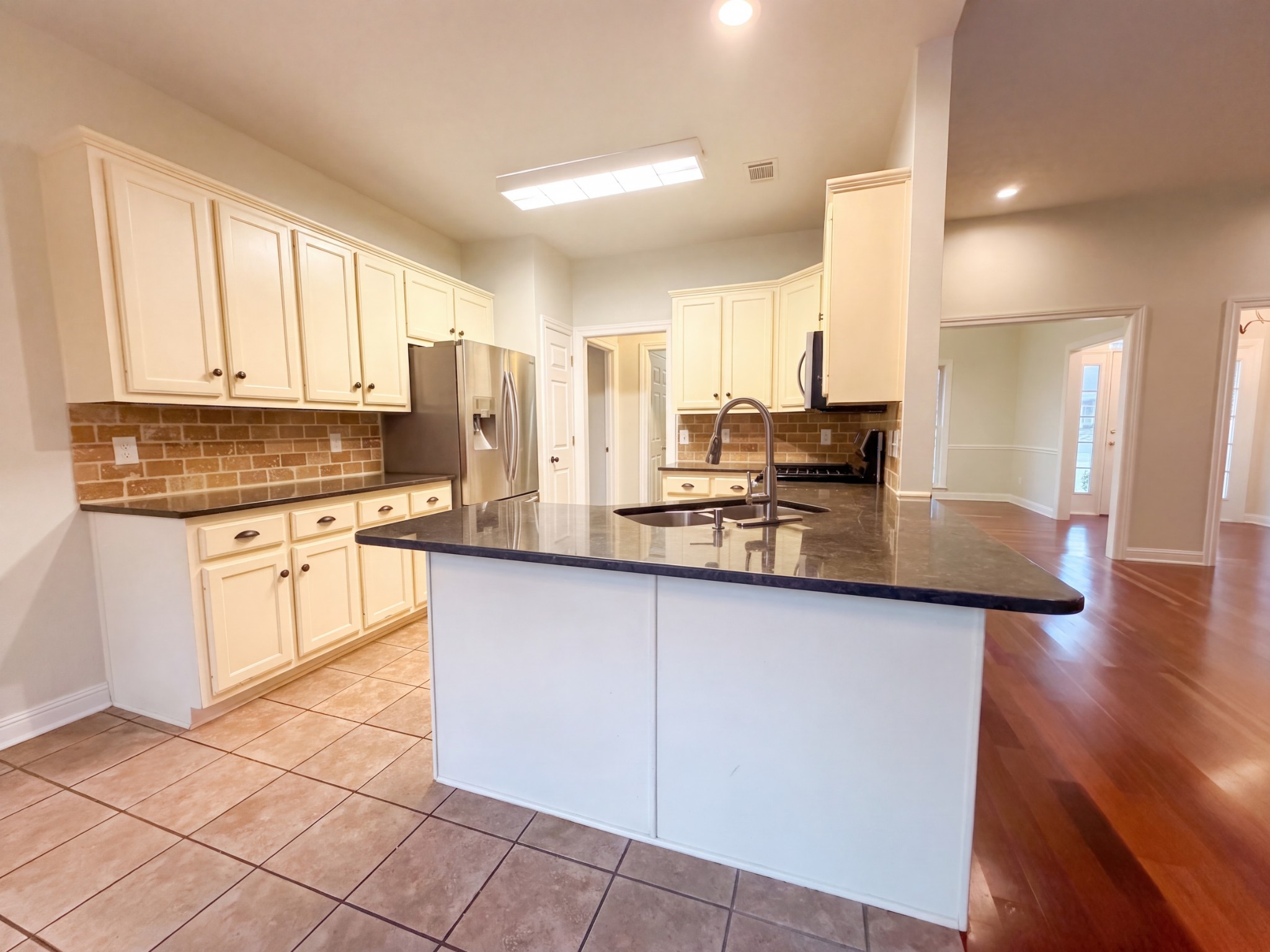 2nd image of 101 Wyncrest Commons Ct, Hendersonville, TN 37075 | MLS# 3526004