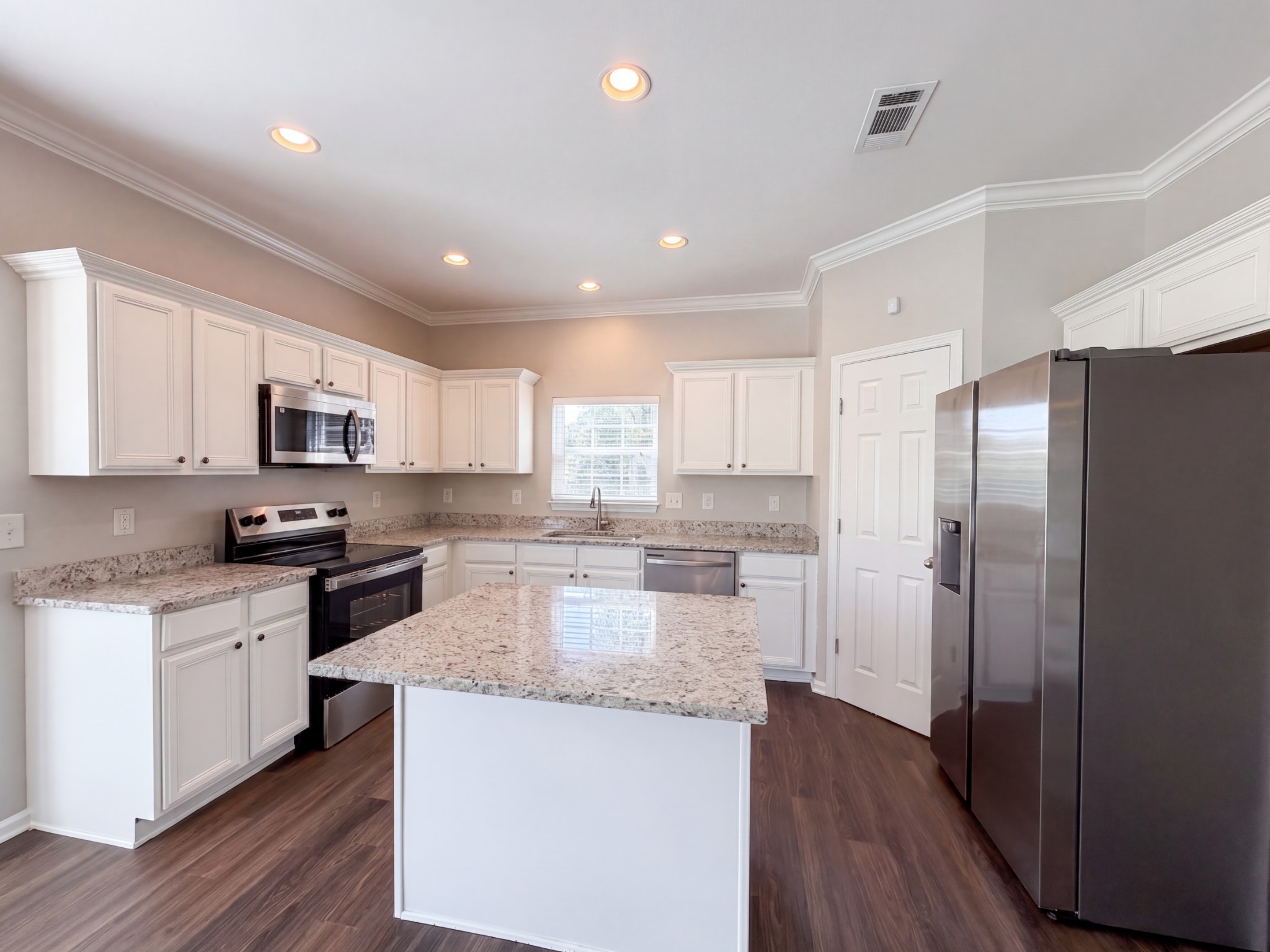 2nd image of 3010 Feradach Ln, Spring Hill, TN 37174 | MLS# 3526365
