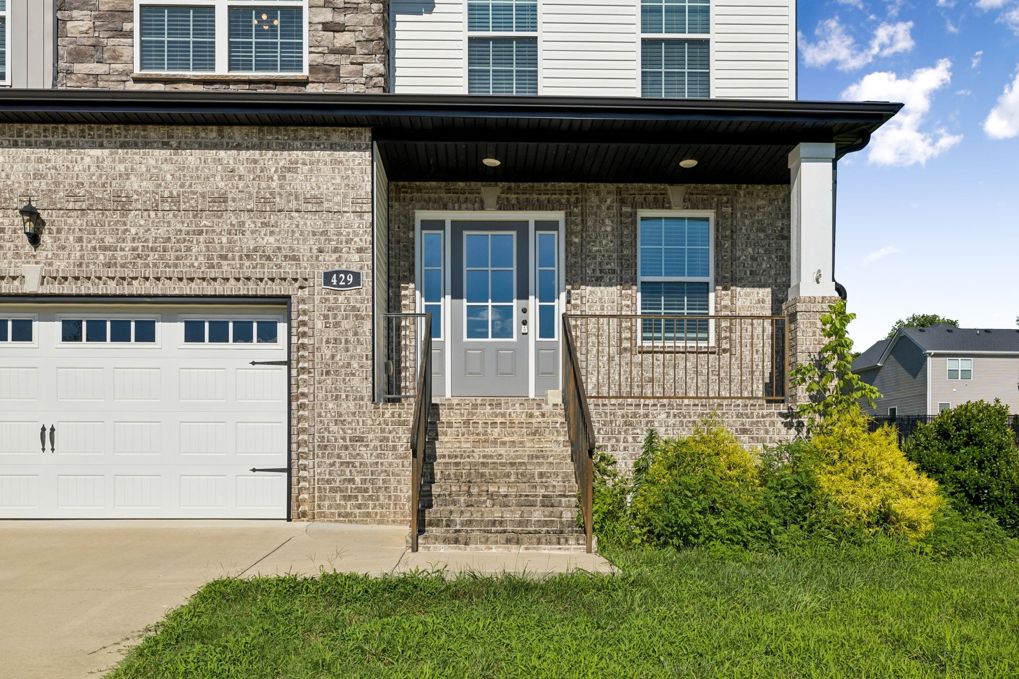 4th image of 429 Crestwicke Ct, Clarksville, TN 37043 | MLS# 3526562