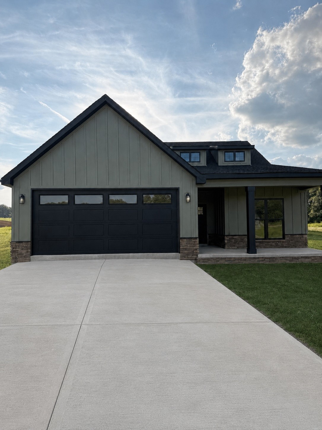 1st image of 105 Legacy Way, Smithville, TN 37166 | MLS# 3526664