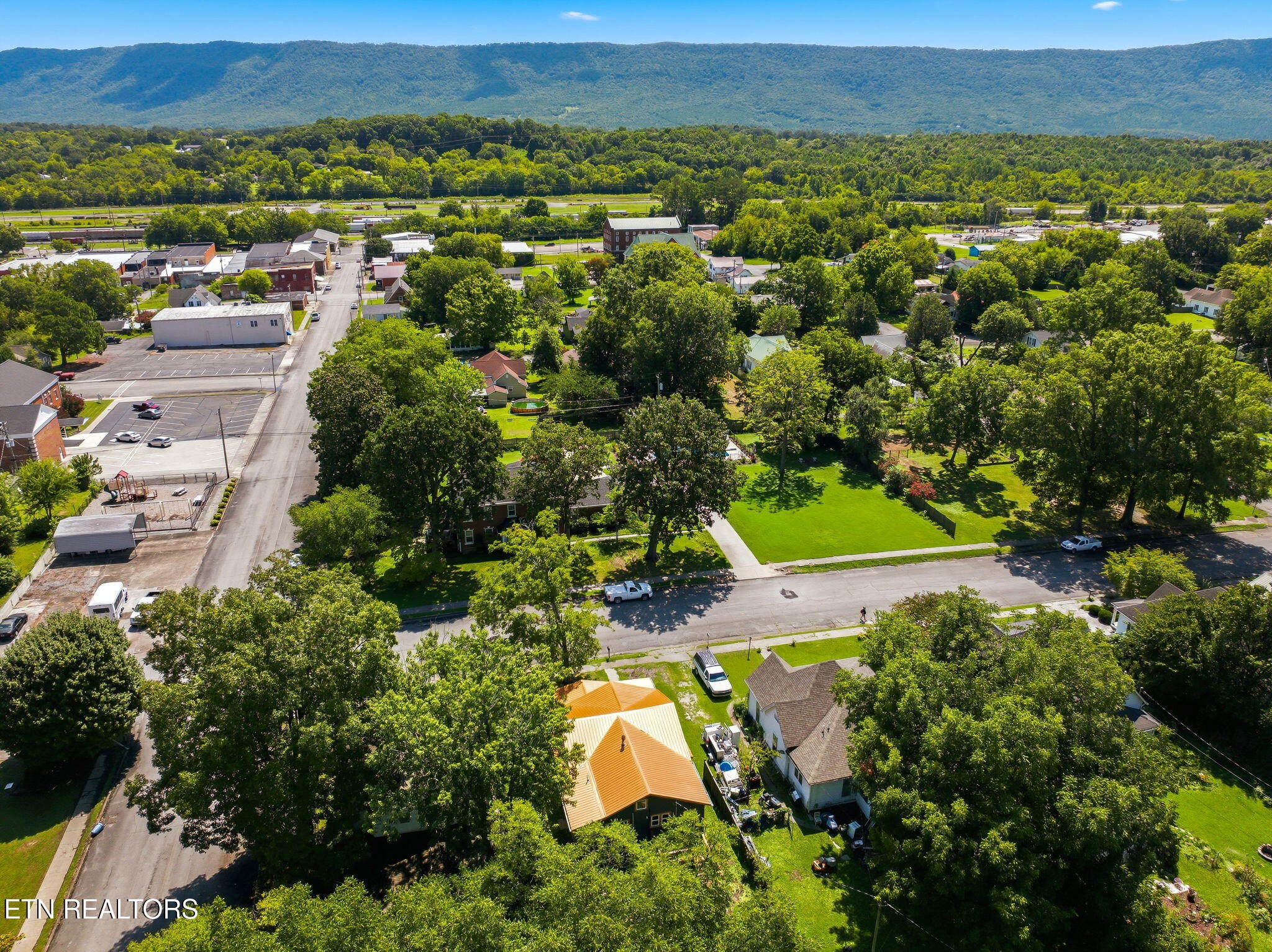 45th image of 906 Pennsylvania Ave, Etowah, TN 37331 | MLS# 3526621