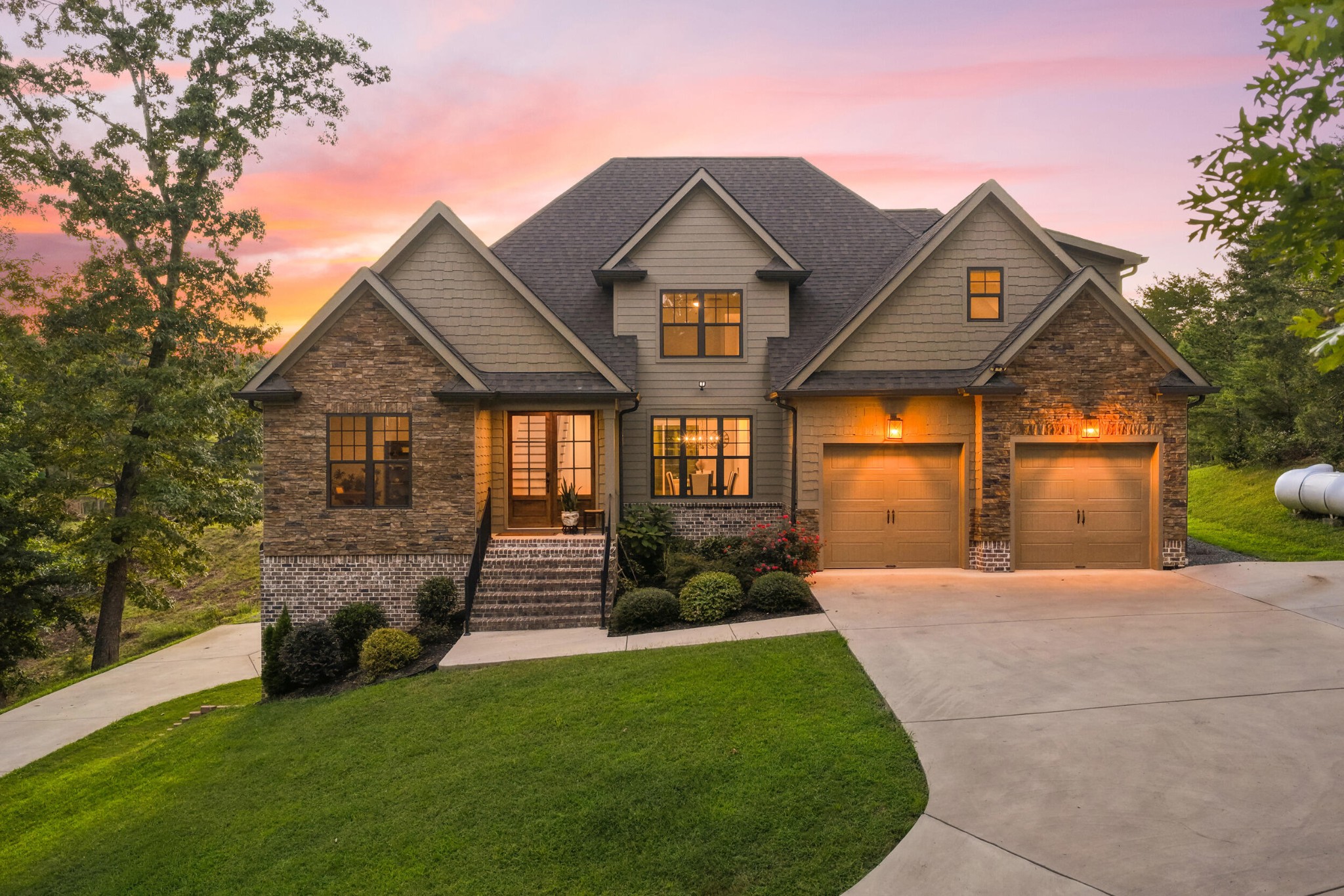 2nd image of 10660 Lost Lake Circle, Ooltewah, TN 37363 | MLS# 3526739