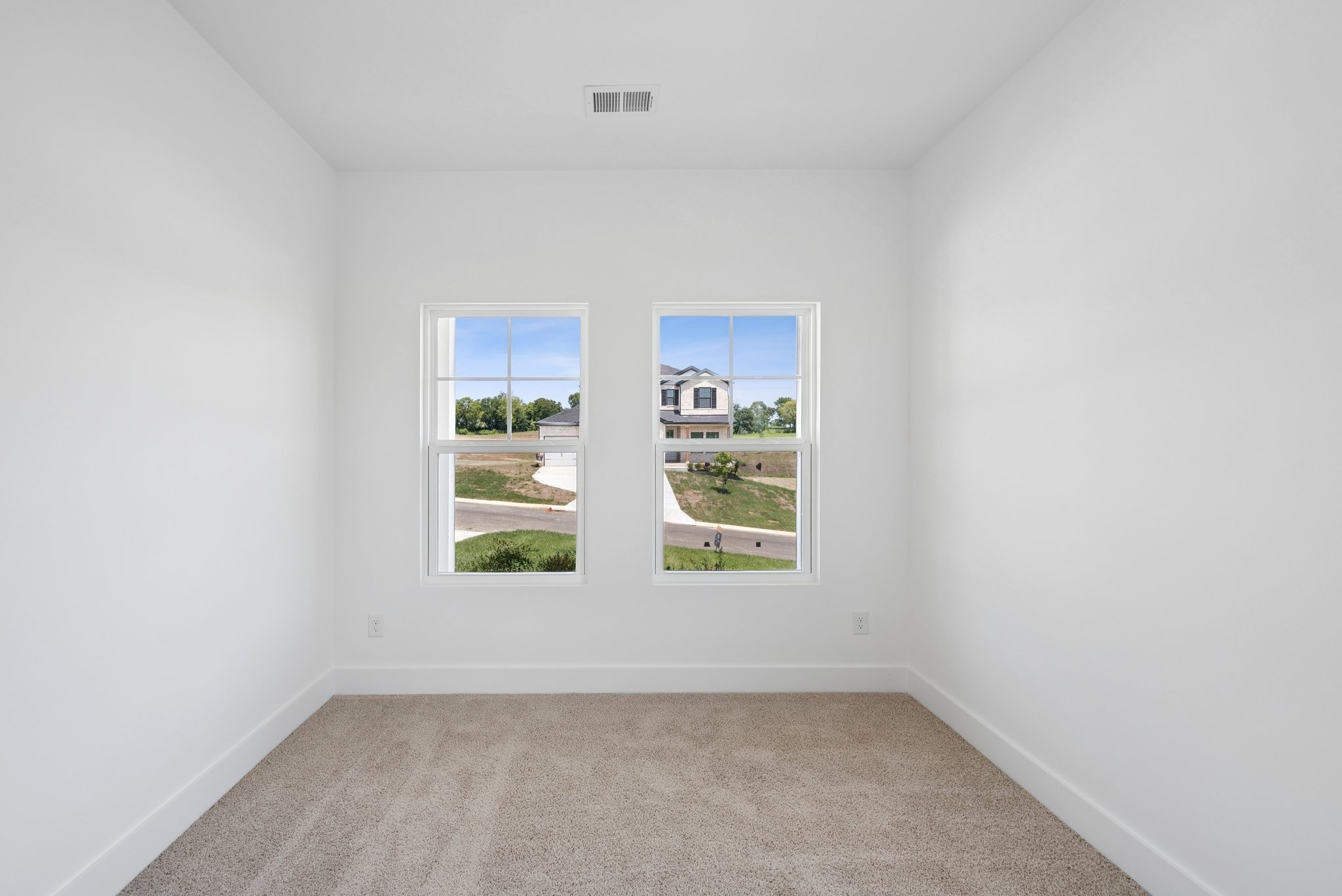 3rd image of 3202 Gravity Dr, Columbia, TN 38401 | MLS# 3526973