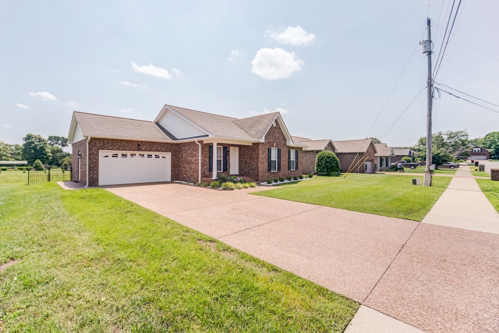 2nd image of 177 Hedgeway Ct, Gallatin, TN 37066 | MLS# 3527080