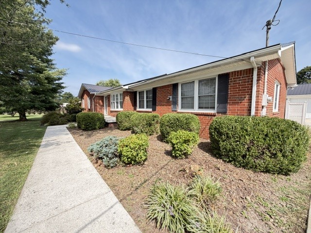 4th image of 310 Woodland Dr, Decherd, TN 37324 | MLS# 3527078