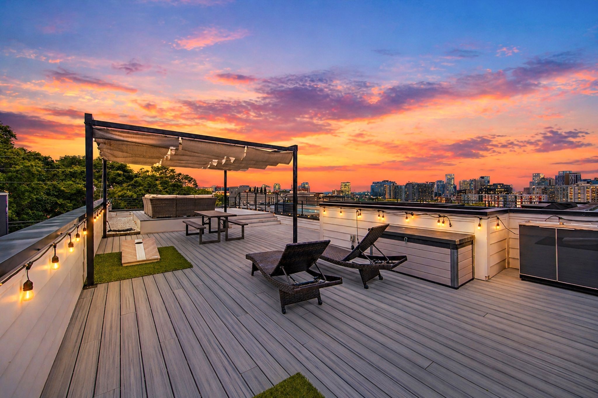 2nd image of 1014 9th Ave S, Nashville, TN 37203 | MLS# 3527494