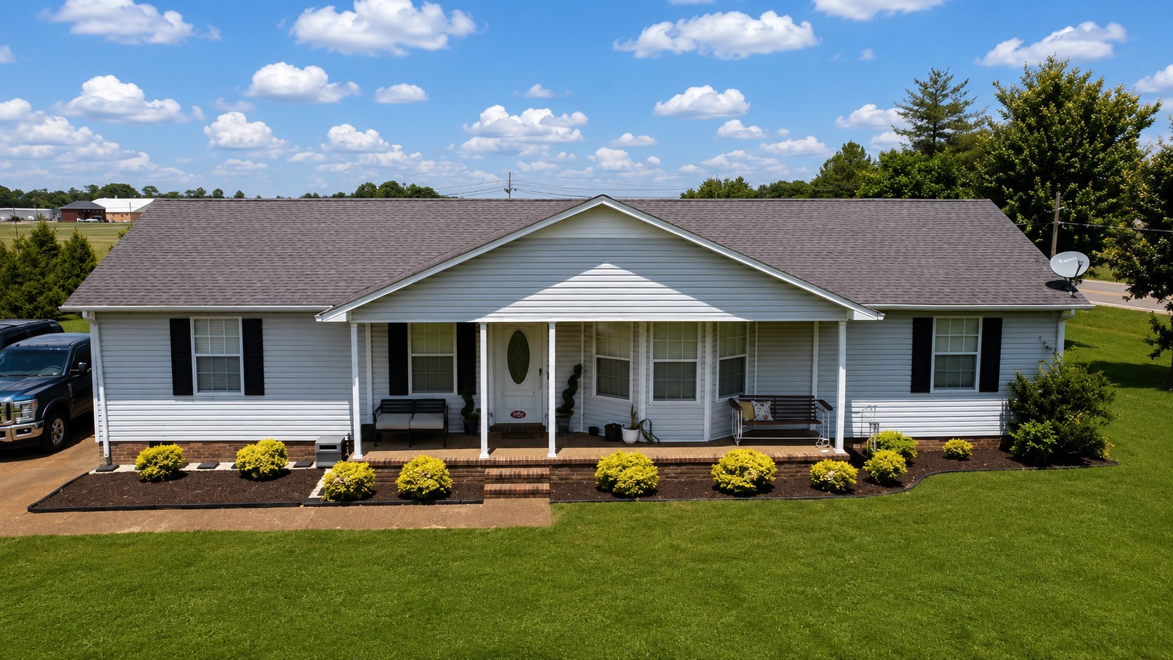 2nd image of 1325 Horseshoe Dr, Lewisburg, TN 37091 | MLS# 3527258