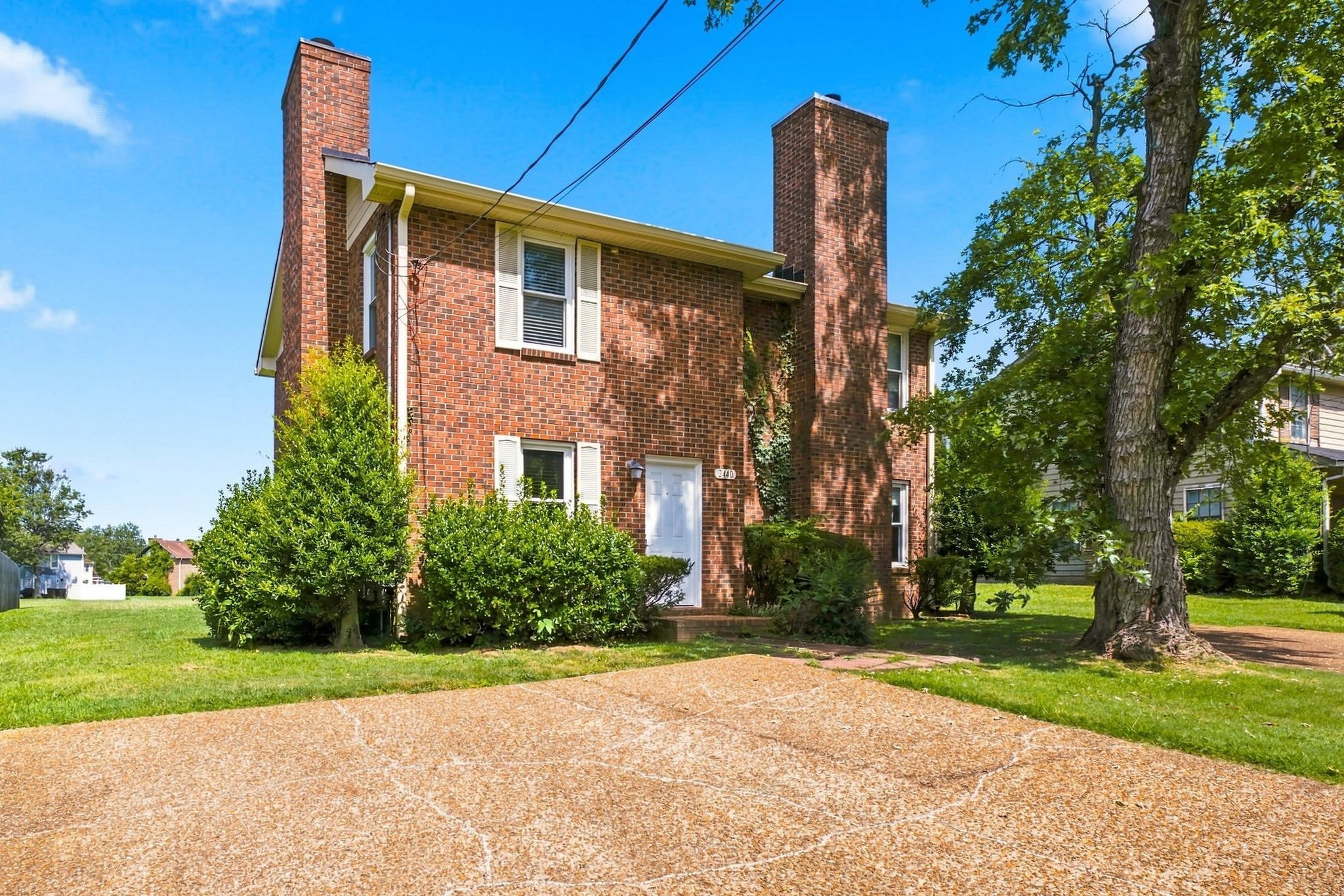 3rd image of 2440 Fairbrook Dr, Nashville, TN 37214 | MLS# 3527284