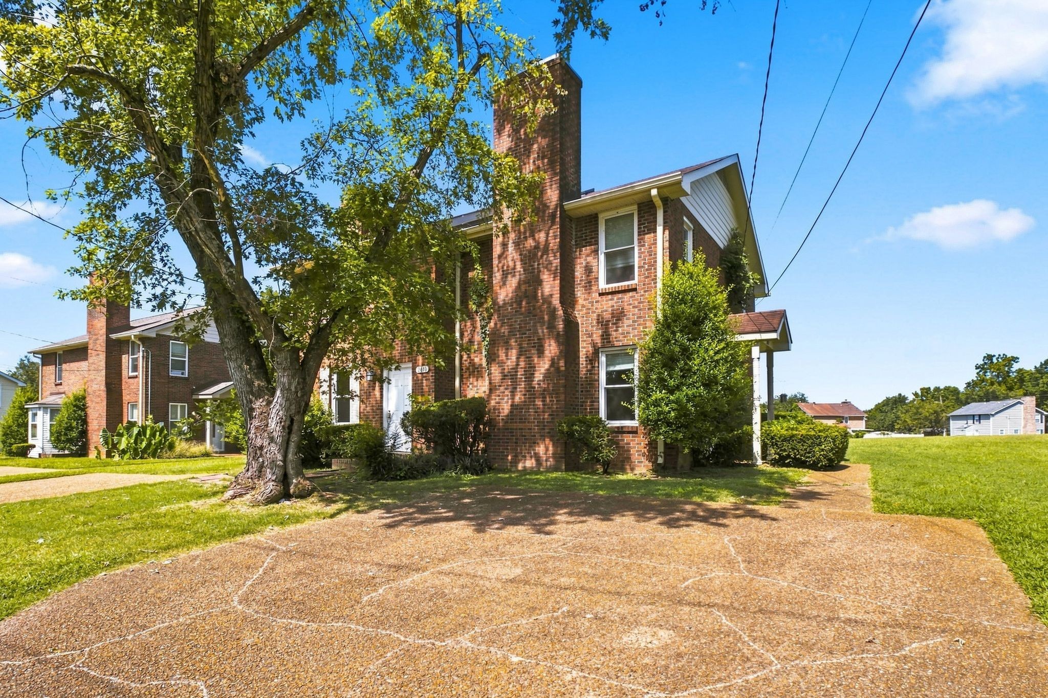 2nd image of 2440 Fairbrook Dr, Nashville, TN 37214 | MLS# 3527284