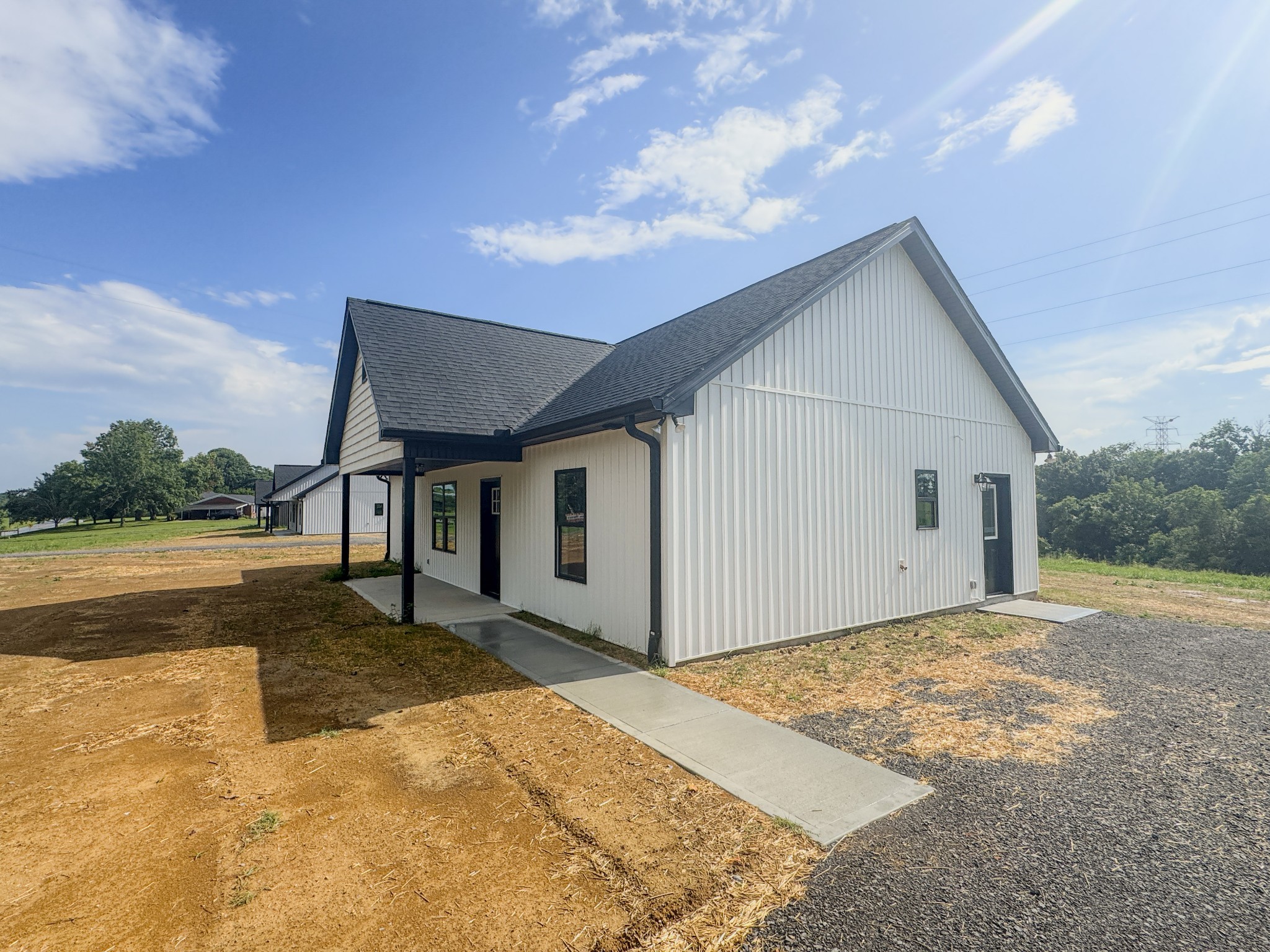 2nd image of 4701 Scottsville Rd, Lafayette, TN 37083 | MLS# 3527350