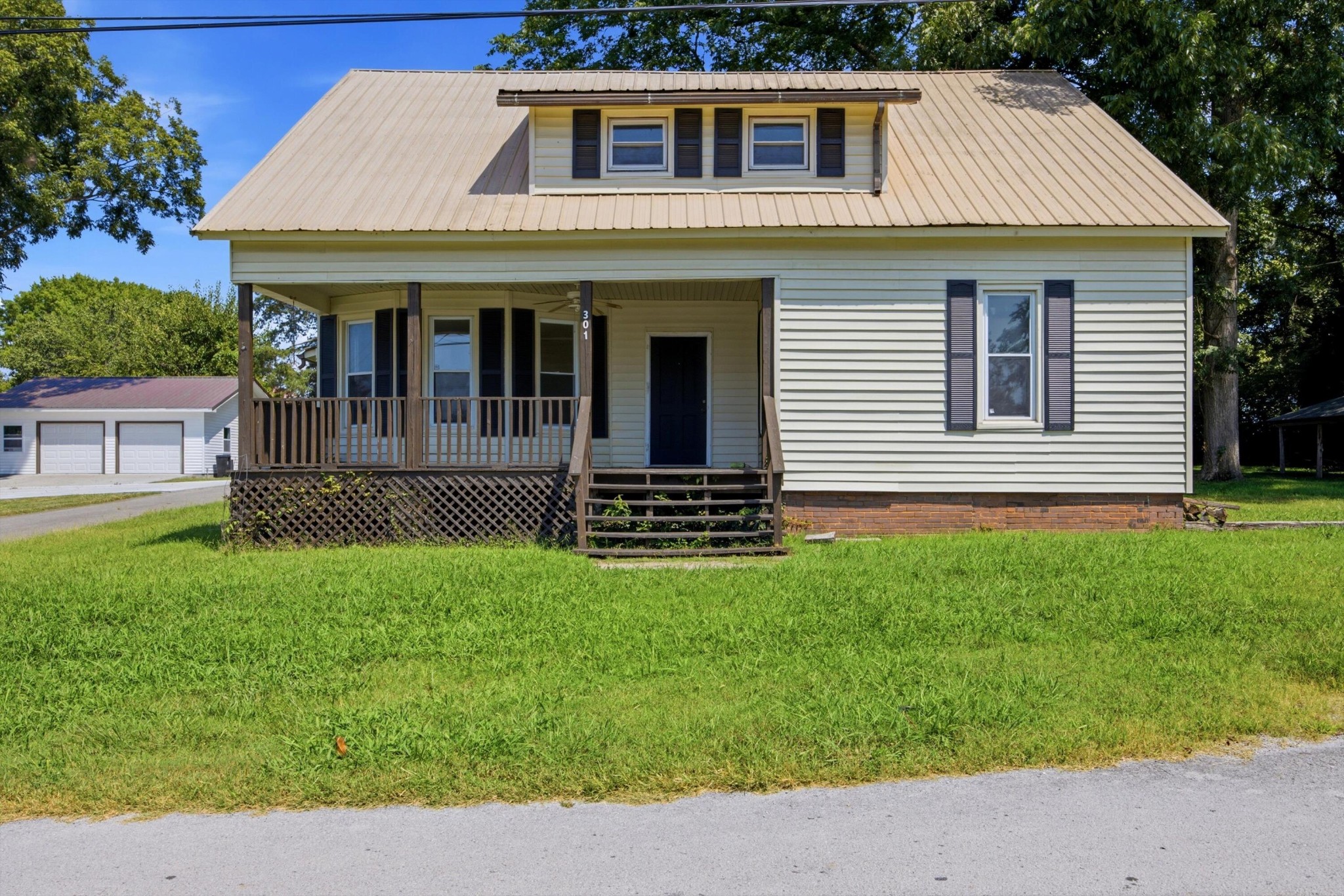 2nd image of 301 Bennett Street, Decherd, TN 37324 | MLS# 3527538