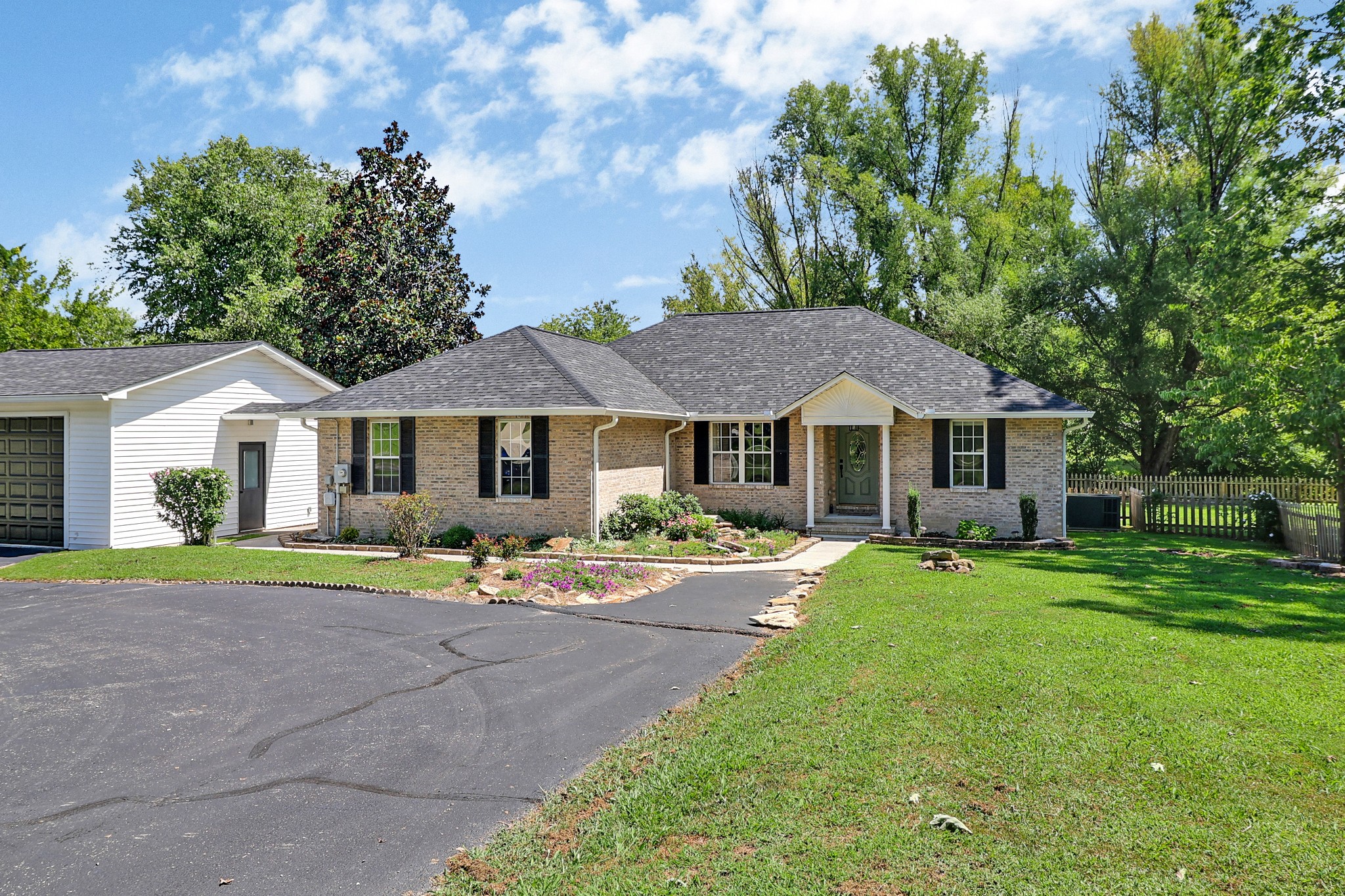 1st image of 4028 Lone Wolf Cir, Crossville, TN 38572 | MLS# 3527810