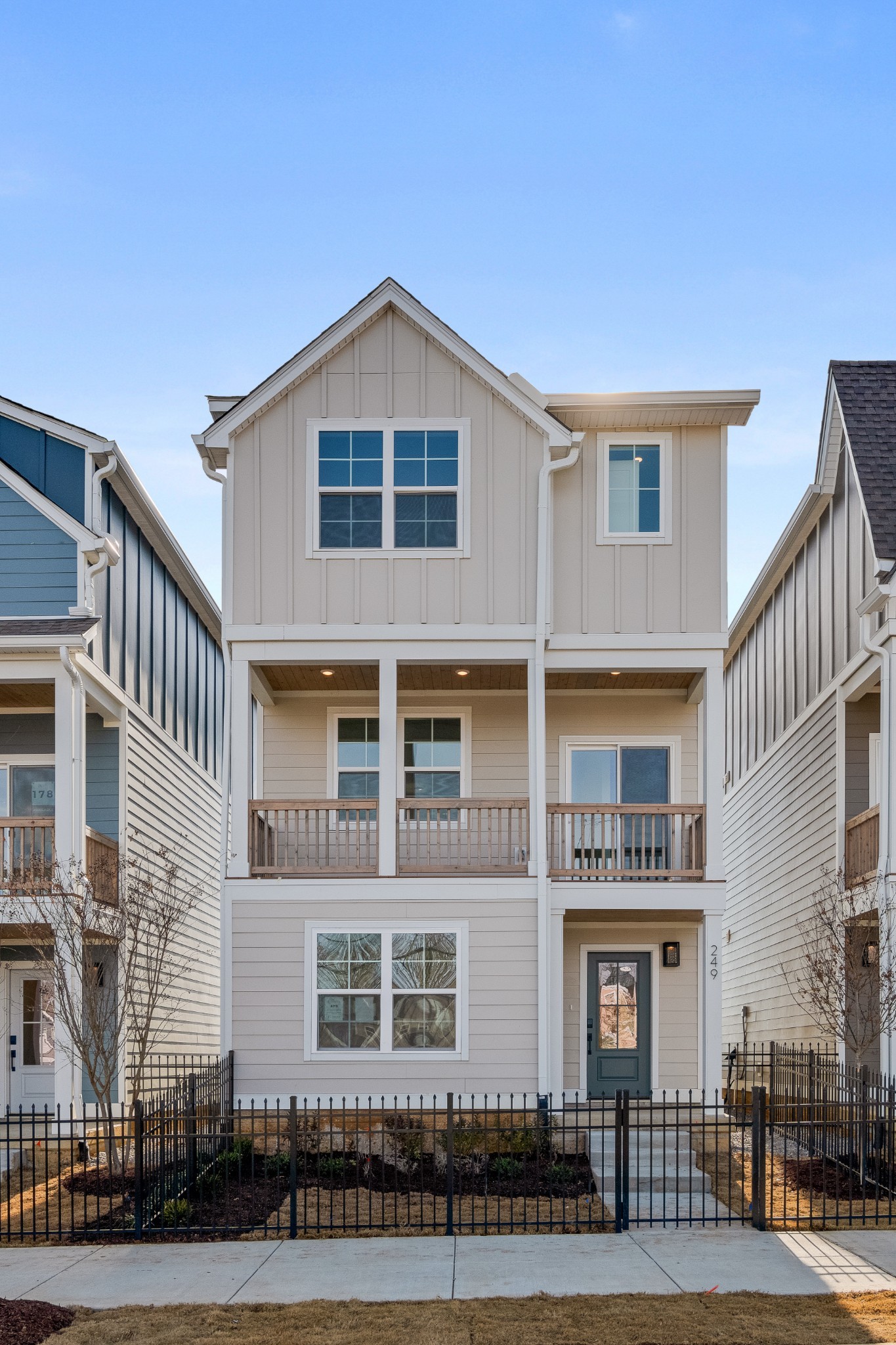 3rd image of 406 Hawthorn Ln, Madison, TN 37115 | MLS# 3527845
