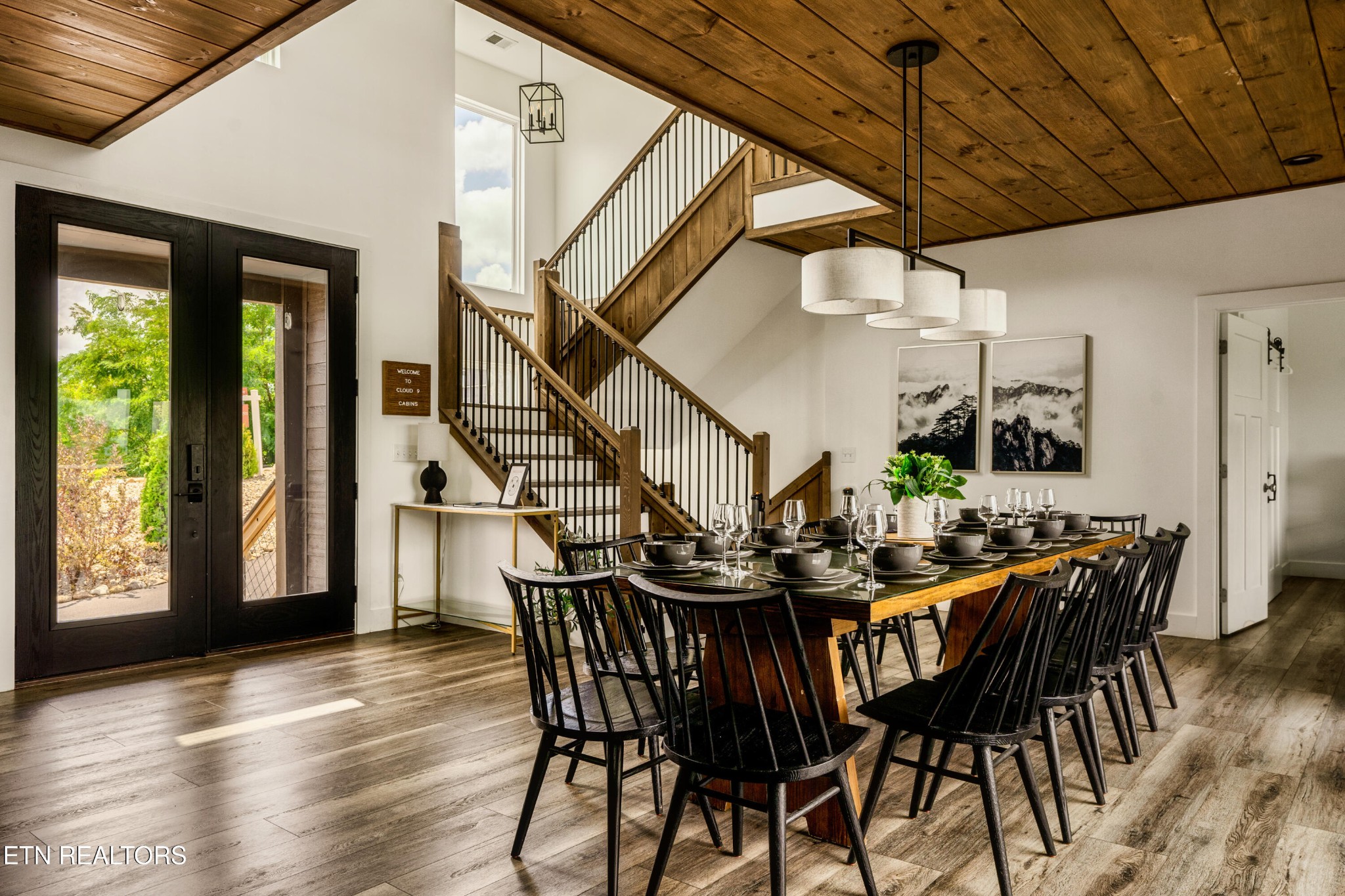 Photo 4 of Single family home for sale at 712 Bear Walk Way, Gatlinburg, TN 37738 | MLS# 3542475 | Listing updated on 2026-09-05