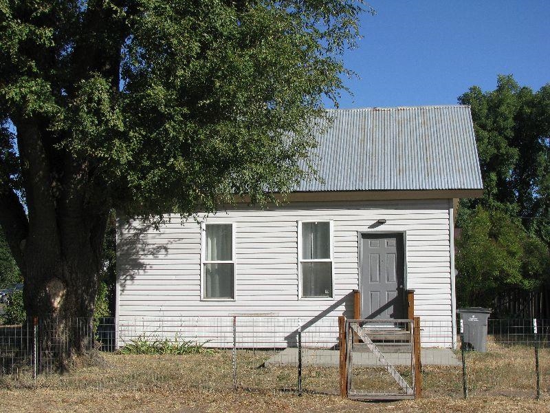 Homes for sale in Davenport, WA | 820 Jefferson St, Davenport, WA 99122 | MLS# 202411908