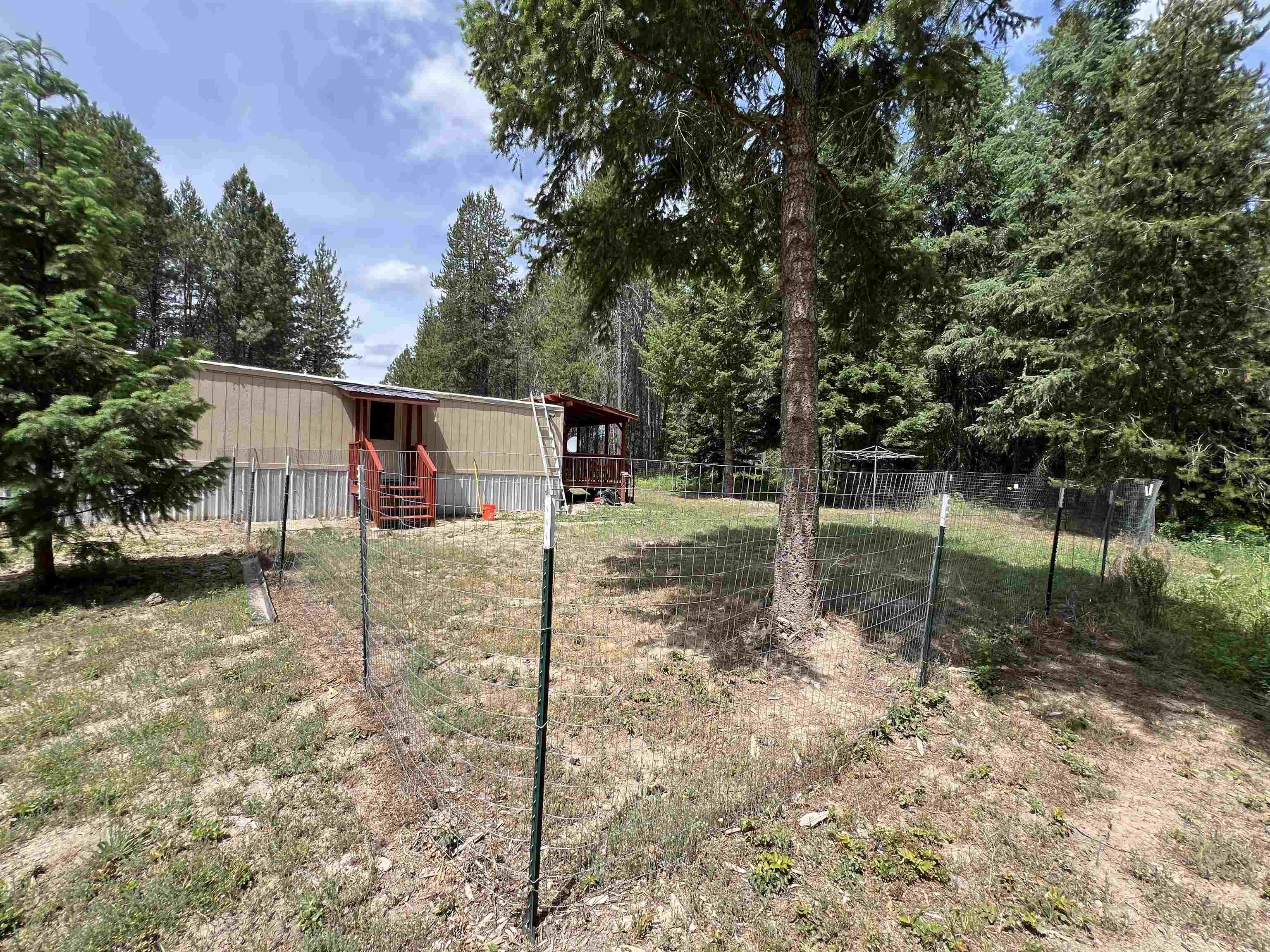 Homes for sale in Springdale, WA | 4430 D Springdale Hunters Rd, Springdale, WA 99173 | MLS# 202511769