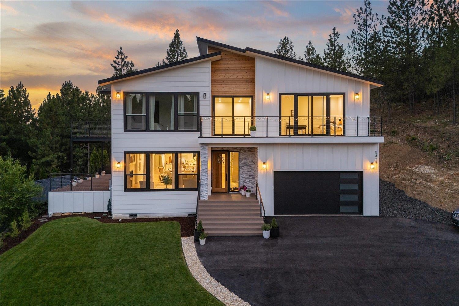 Homes for sale in Otis Orchards, WA | 5825 N Del Rey Dr, Otis Orchards, WA 99027 | MLS# 202521748