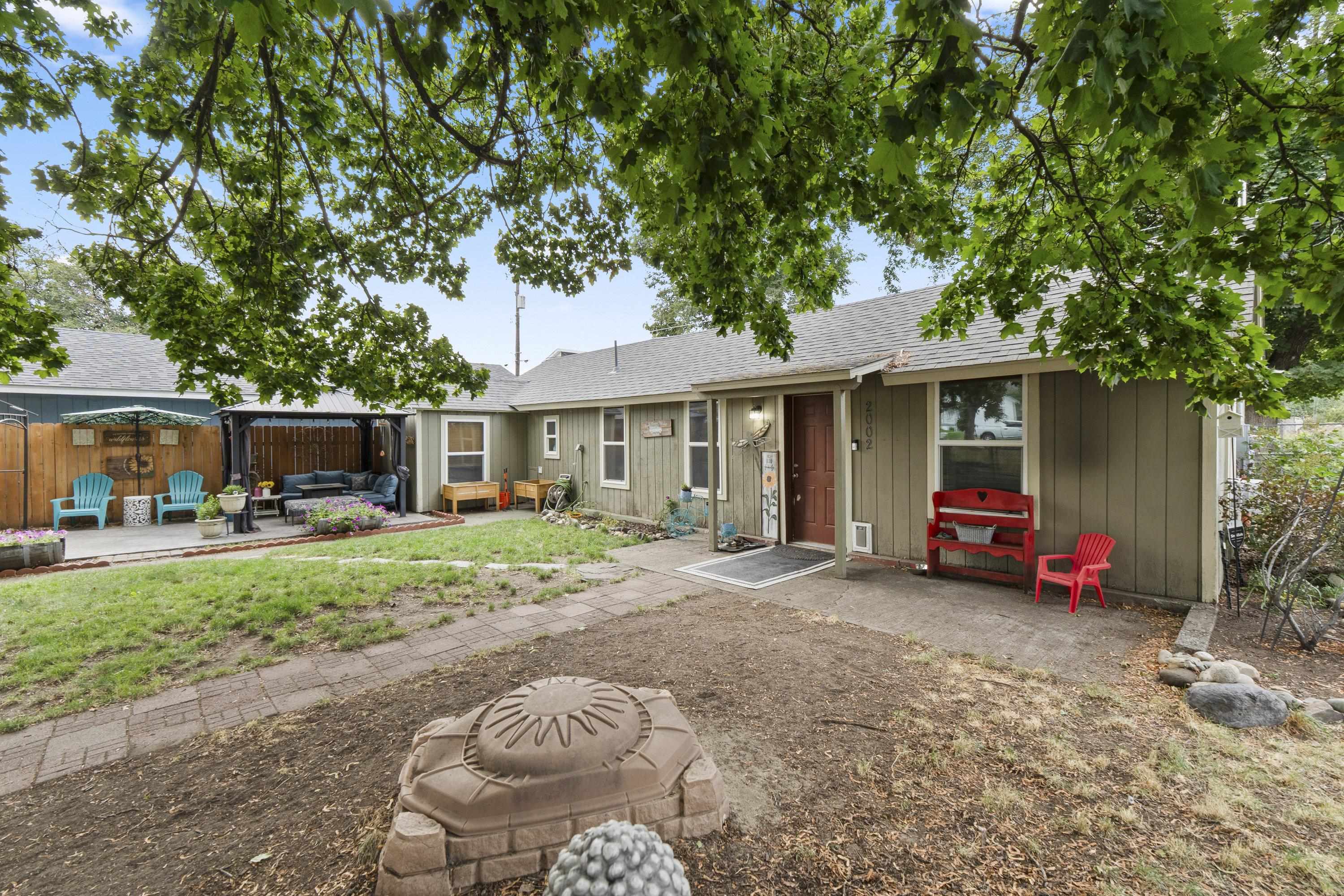 Homes for sale in Spokane, WA | 2002 W Augusta Ave, Spokane, WA 99205 | MLS# 202521759