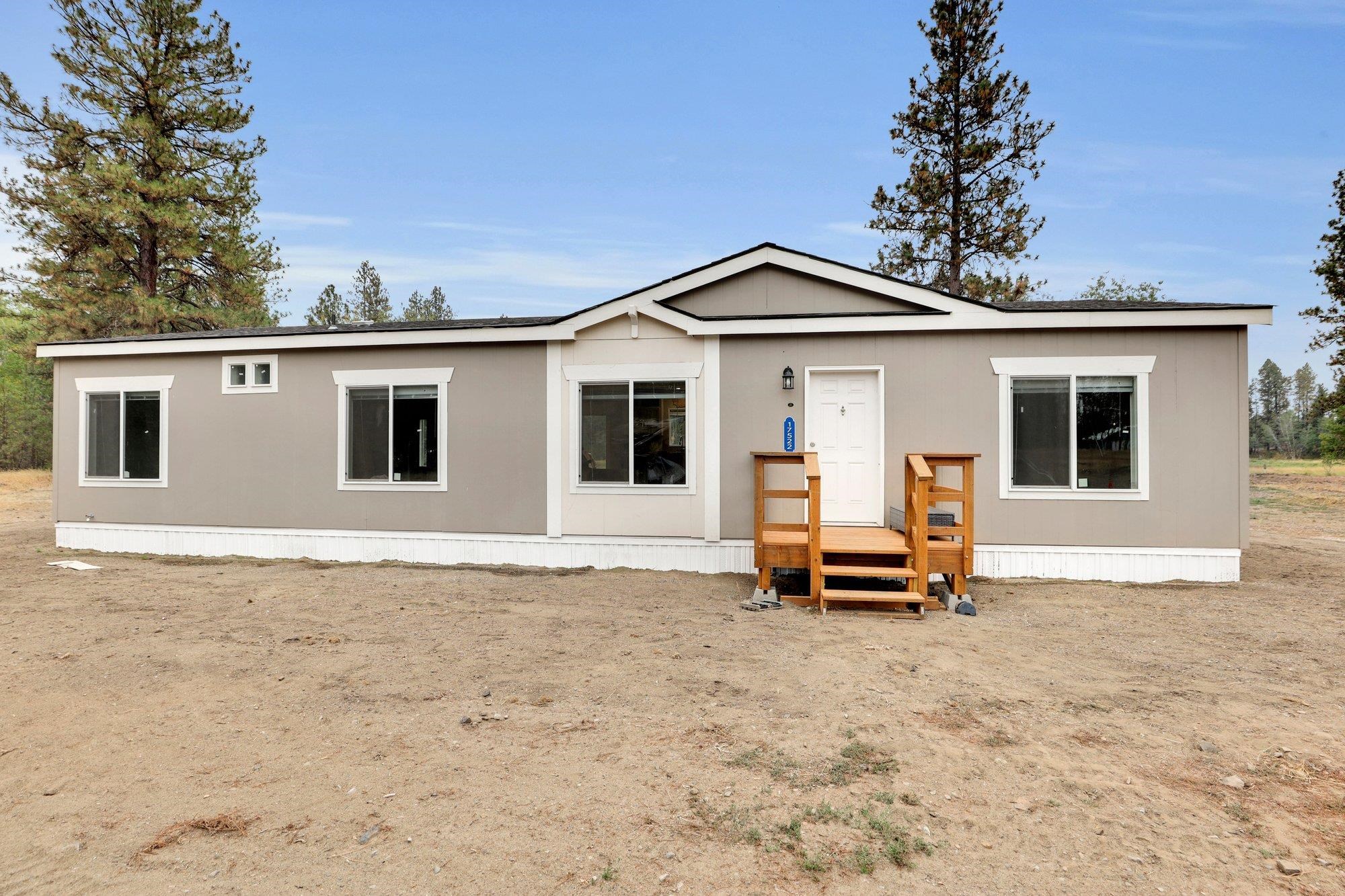 Homes for sale in Cheney, WA | 17522 S Lois Dr, Cheney, WA 99004 | MLS# 202524930