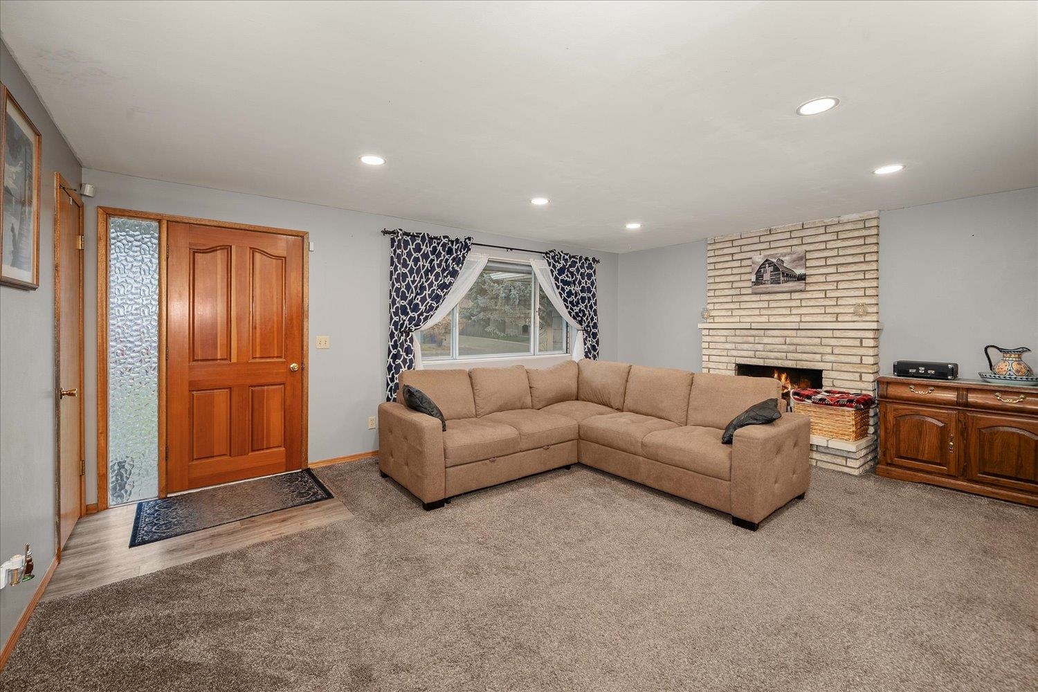 Homes for sale in Spokane, WA | 8202 N Jefferson Dr, Spokane, WA 99208 | MLS# 202525165